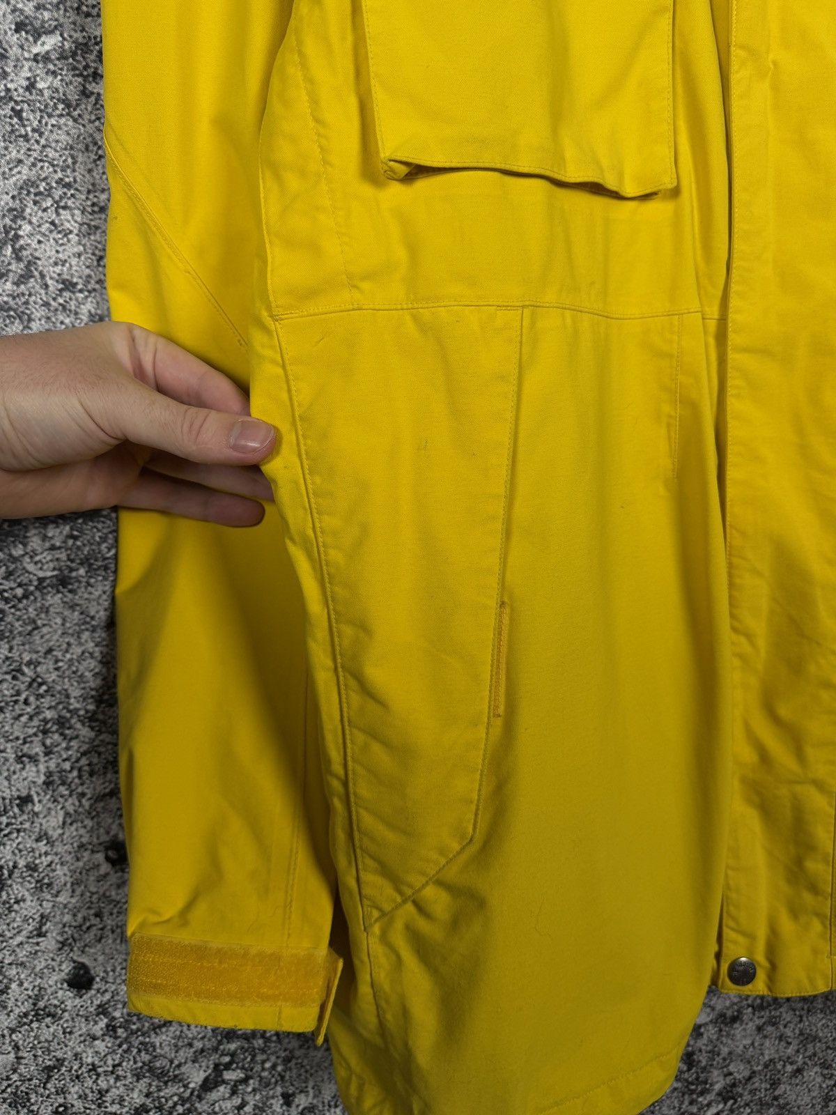 The North Face The North Face HyVent Jacket Windbreaker Outdoor Parka Sz L Size US L / EU 52-54 / 3 - 20 Thumbnail