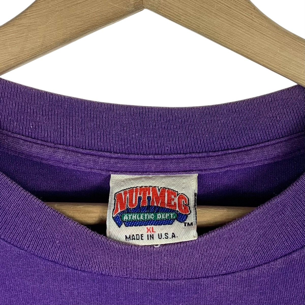 NBA × Vintage Vintage 90s LOS ANGELES LAKERS Magic johnson nutmeg tee Size US XL / EU 56 / 4 - 3 Thumbnail