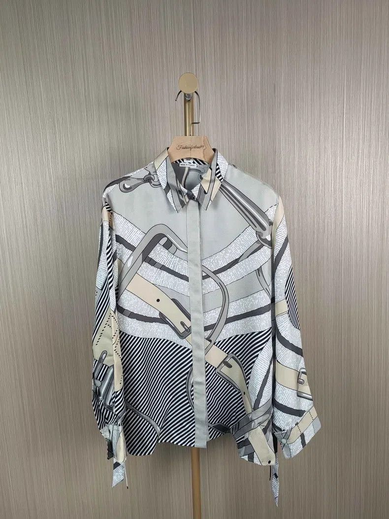 Hermes Hermes Silk Printed Shirt Size XS / US 0-2 / IT 36-38 - 1 Thumbnail