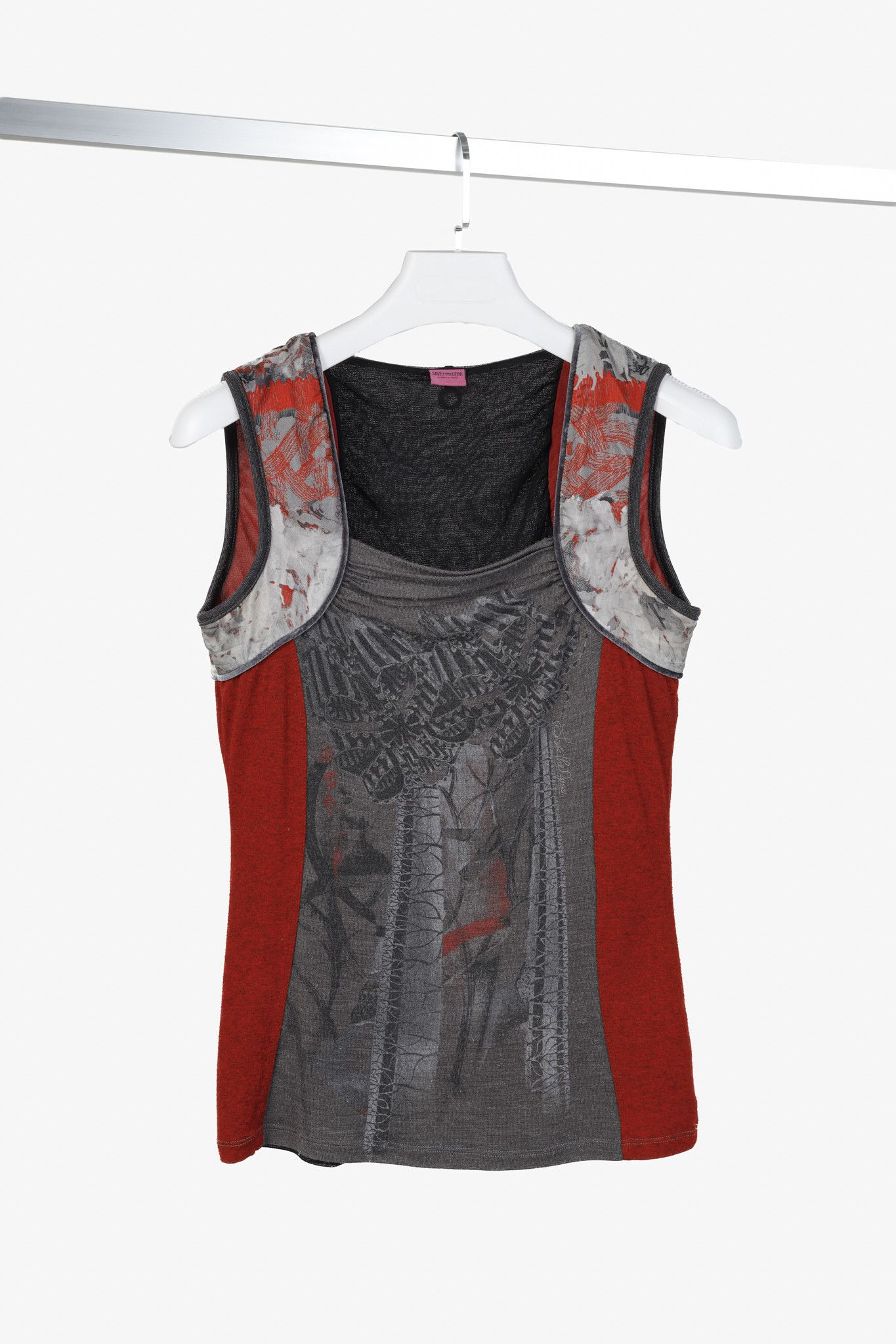 Other Save the Queen Red and Grey Tank Size XL / US 12-14 / IT 48-50 - 1 Thumbnail
