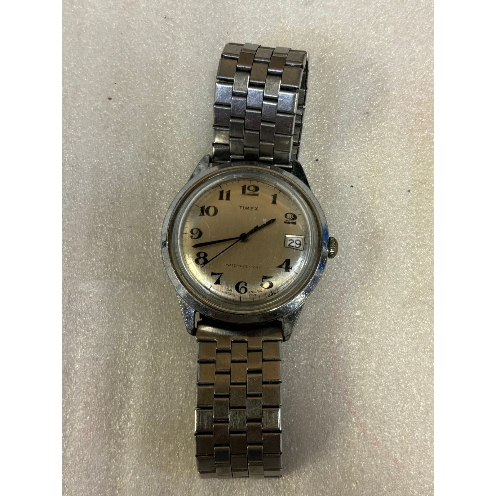 Timex Vintage Timex Silver Tone Men’s Mechanical Watch! It Runs! Size ONE SIZE - 6 Thumbnail