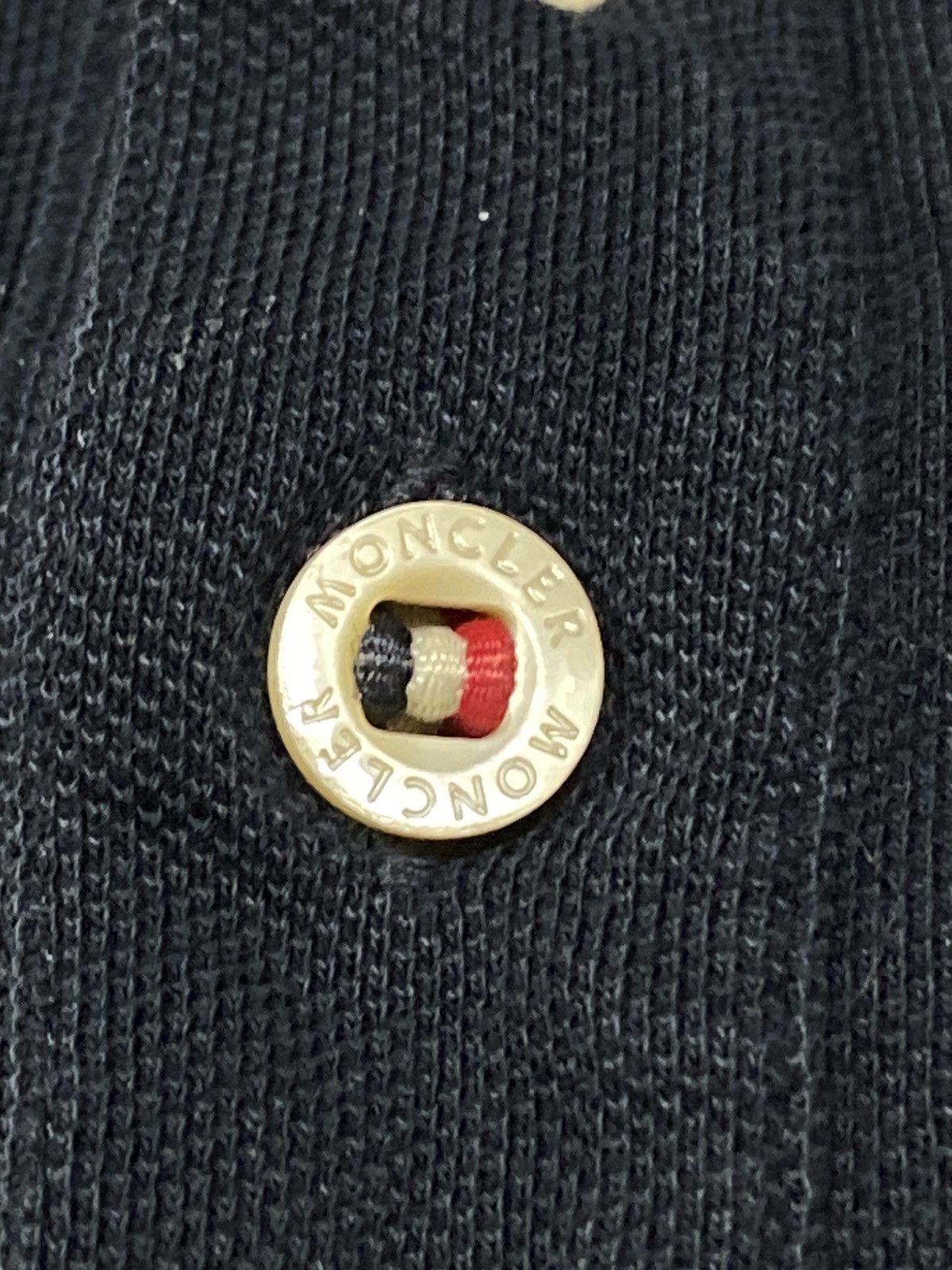 Moncler Moncler 🇫🇷 France neck logo polo t-shirt three buttons Size US M / EU 48-50 / 2 - 4 Thumbnail