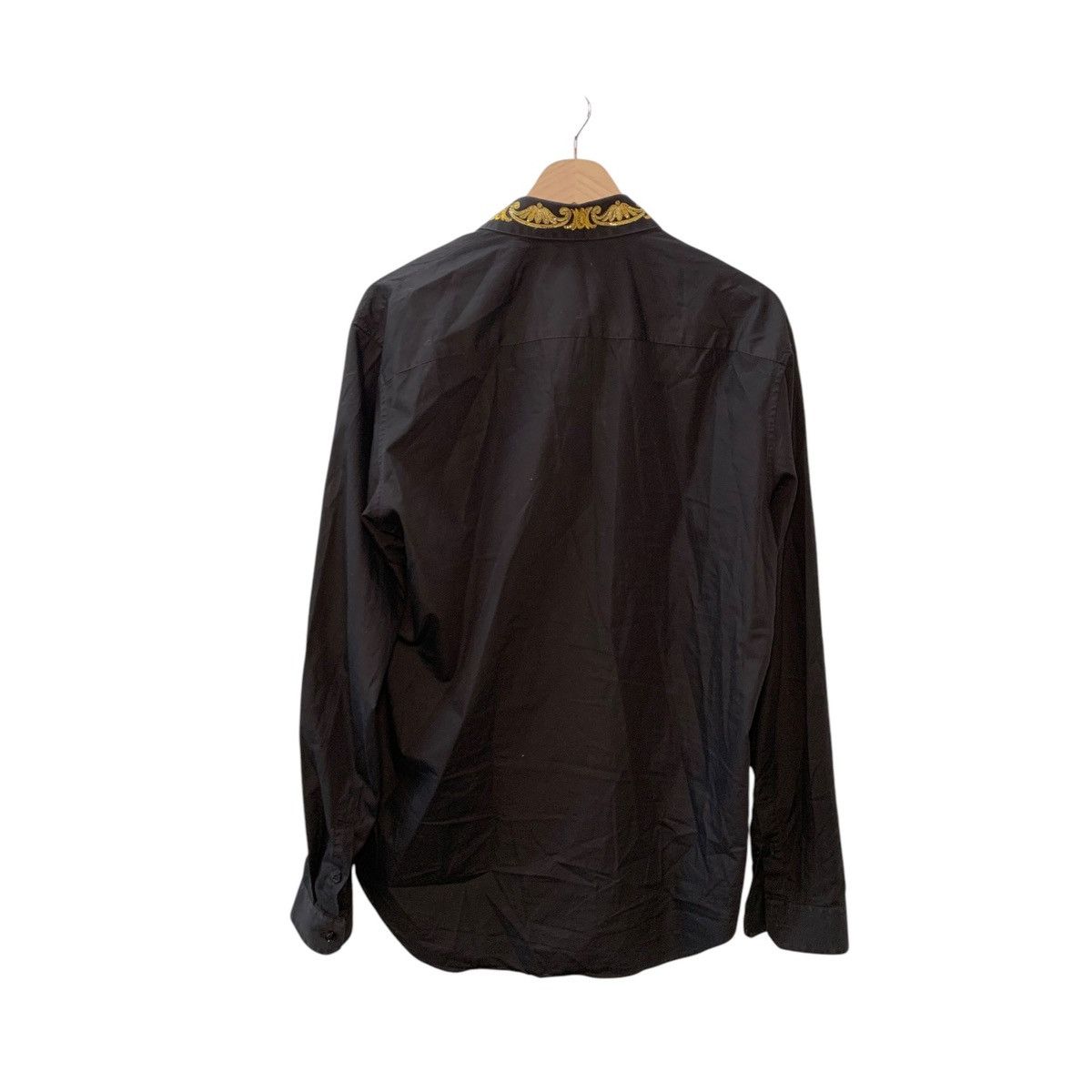 Versace Versace Button Down Black with Gold Embroidered Detailing 42 Size US XS / EU 42 / 0 - 2 Thumbnail