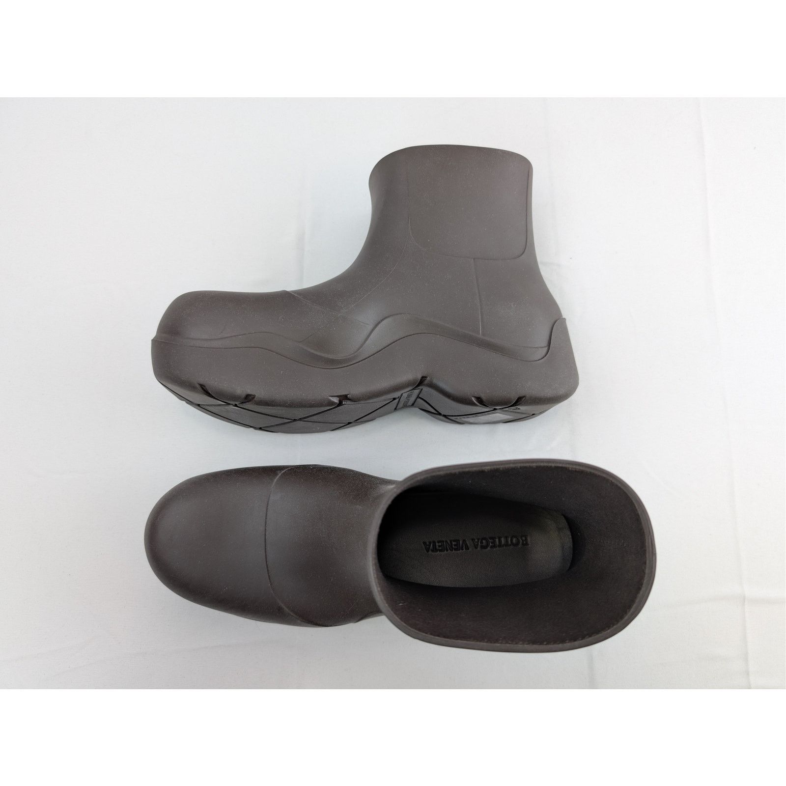 Bottega Veneta o1rshd1 Q:2 / Matt Rubber Puddle Ankle Boot in Fondant 46 Size US 13 / EU 46 - 1 Thumbnail