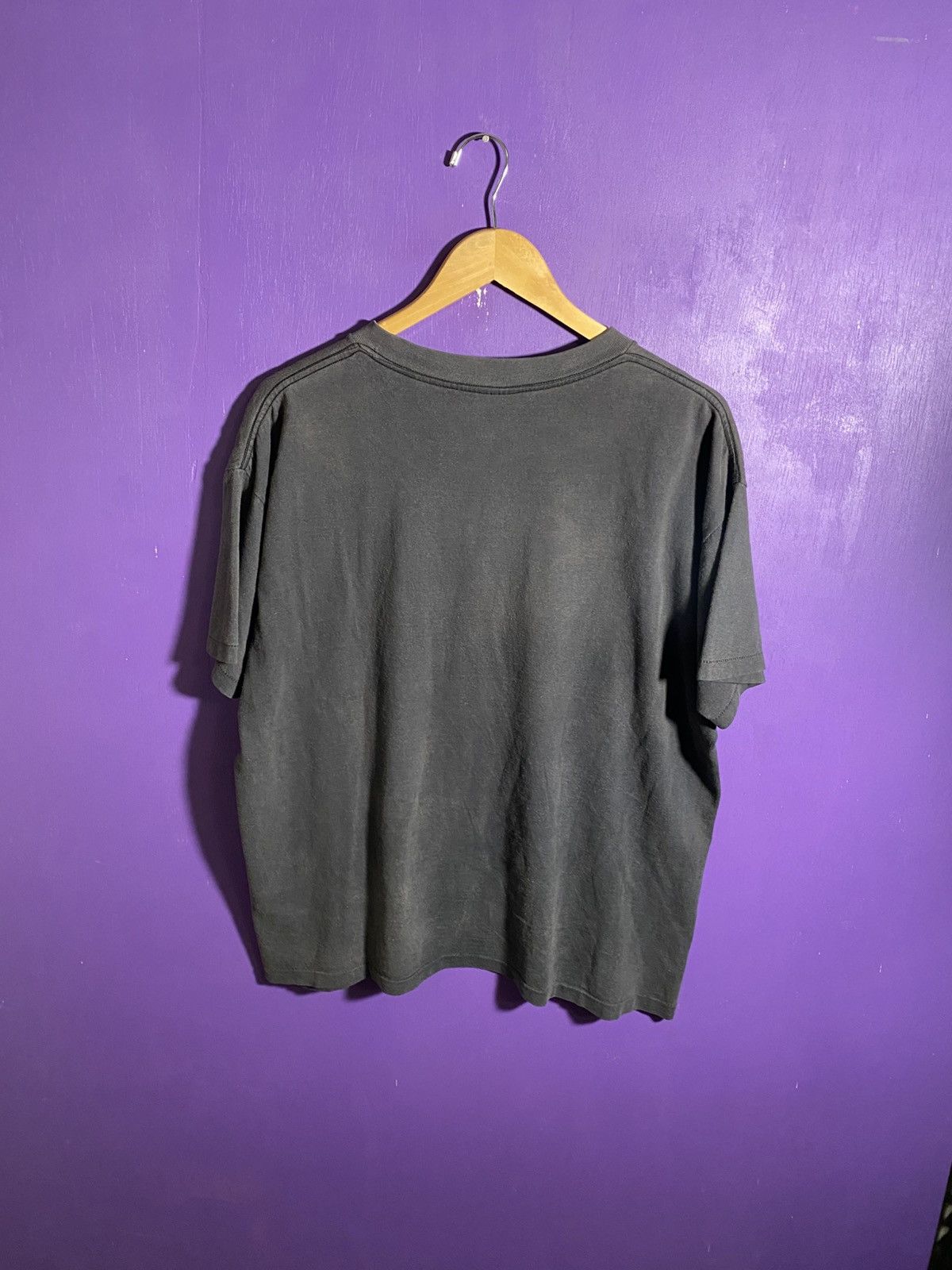 Other Vintage 1991 Wolfman big face faded t-shirt Size US XL / EU 56 / 4 - 2 Thumbnail
