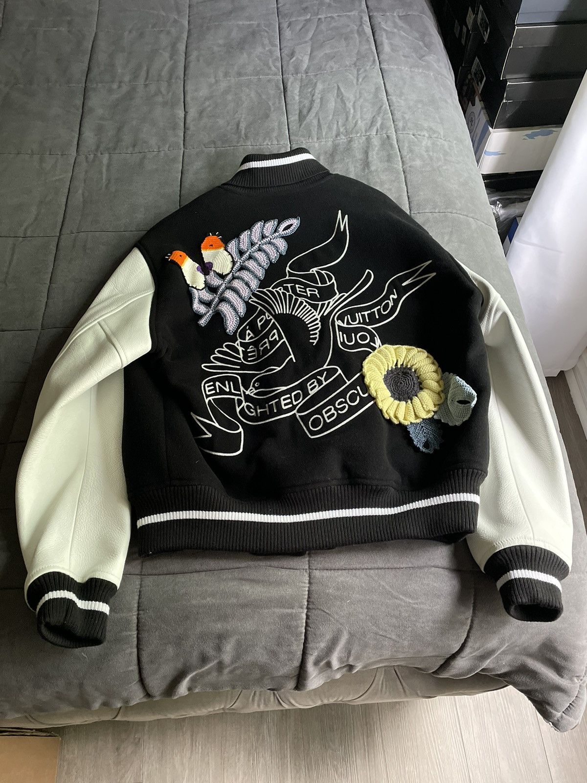 Louis Vuitton Louis Vuitton Crochet Flower Varsity Jacket Size US M / EU 48-50 / 2 - 7 Thumbnail