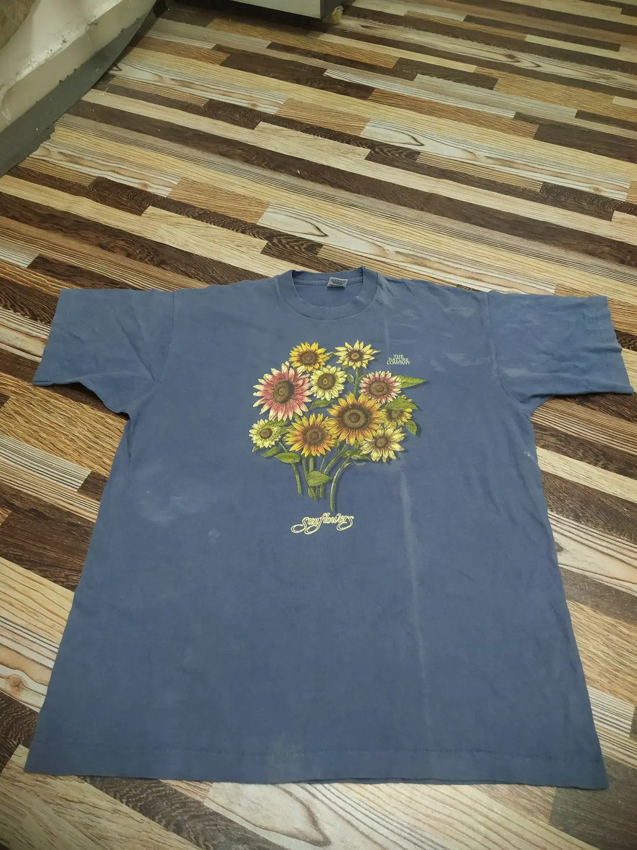 Vintage Vintage 90s The Nature Company Sunflower T-Shirt Size US XL / EU 56 / 4 - 1 Thumbnail