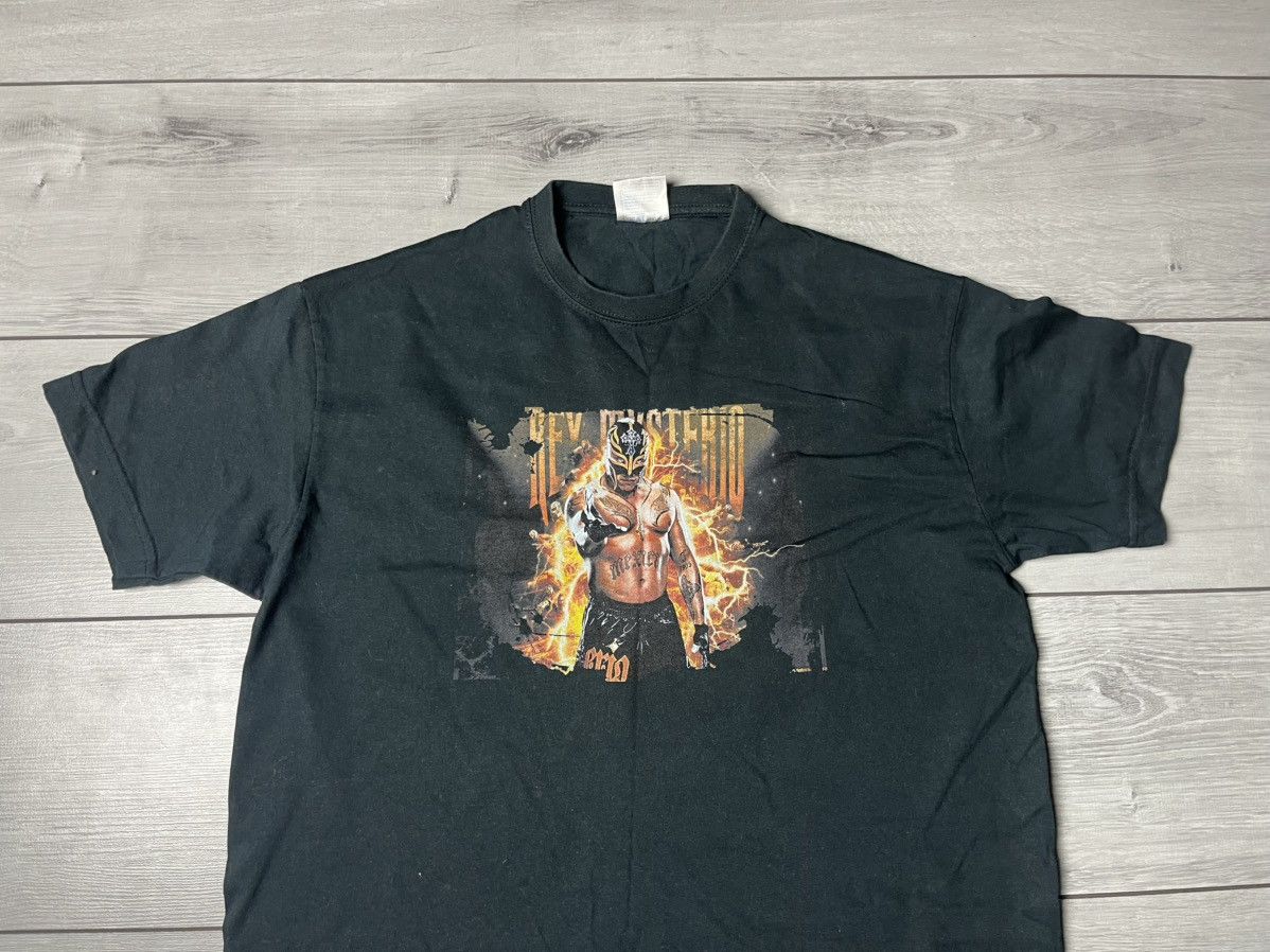 WWE WWE Rey Mysterio T-shirt wrestling size Medium Size US M / EU 48-50 / 2 - 3 Thumbnail