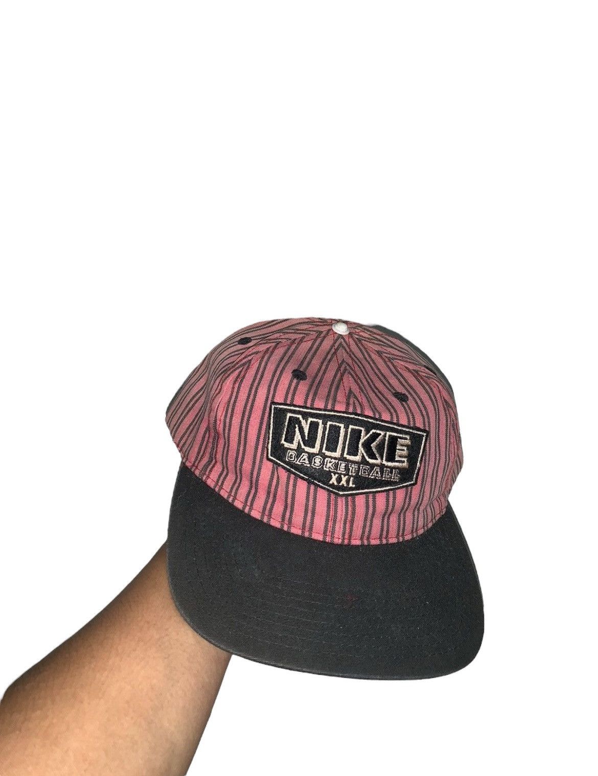 Vintage 90’s Nike Basketball hat embroidered Logo