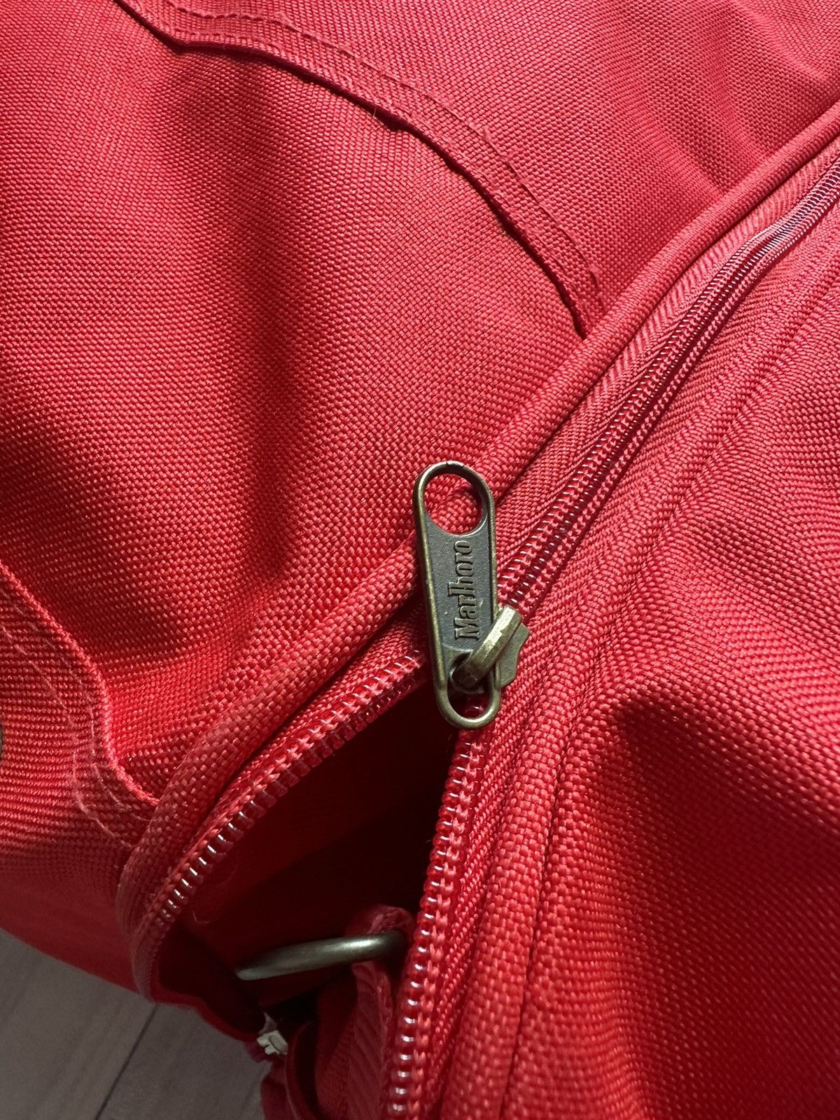 Marlboro Vintage Marlboro bag + backpack transformer rare big logo Size ONE SIZE - 9 Thumbnail
