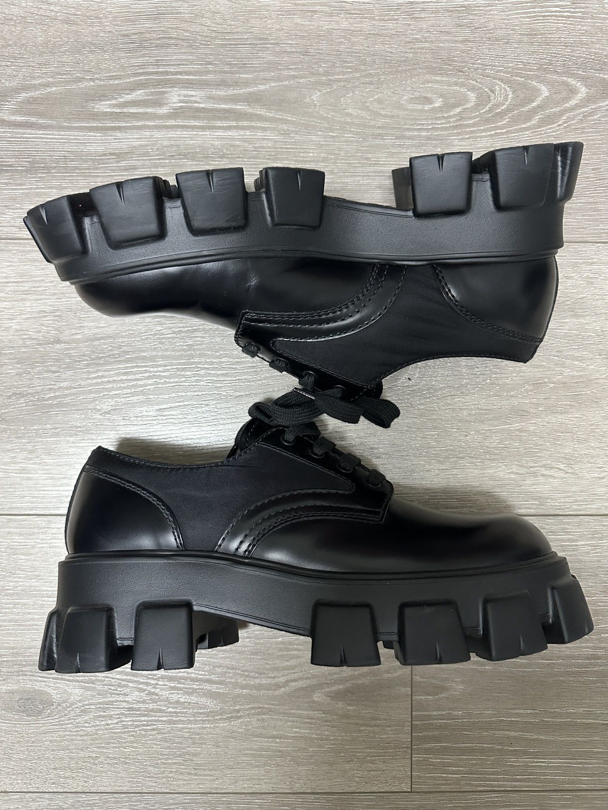 Prada Prada Monolith Derby Size US 10 / EU 43 - 2 Thumbnail