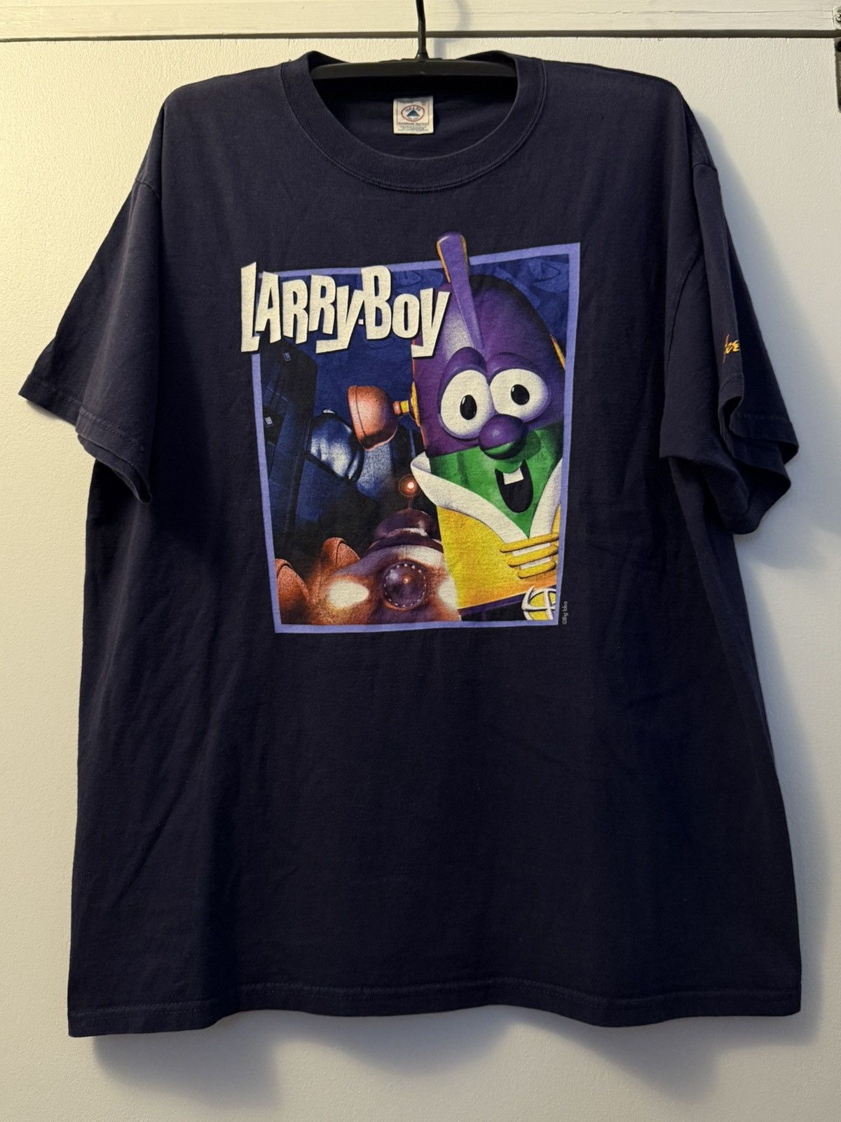 Vintage Vintage Larry Boy Veggietales 90s T-Shirt Size US XL / EU 56 / 4 - 1 Thumbnail