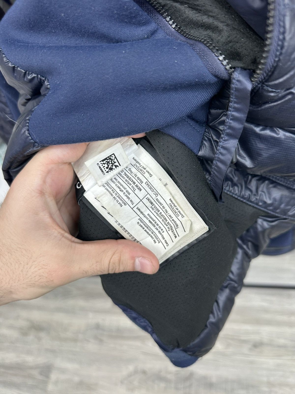Canada Goose Canada Goose - HyBridge Lite Jacket (Navy) Size US S / EU 44-46 / 1 - 5 Thumbnail