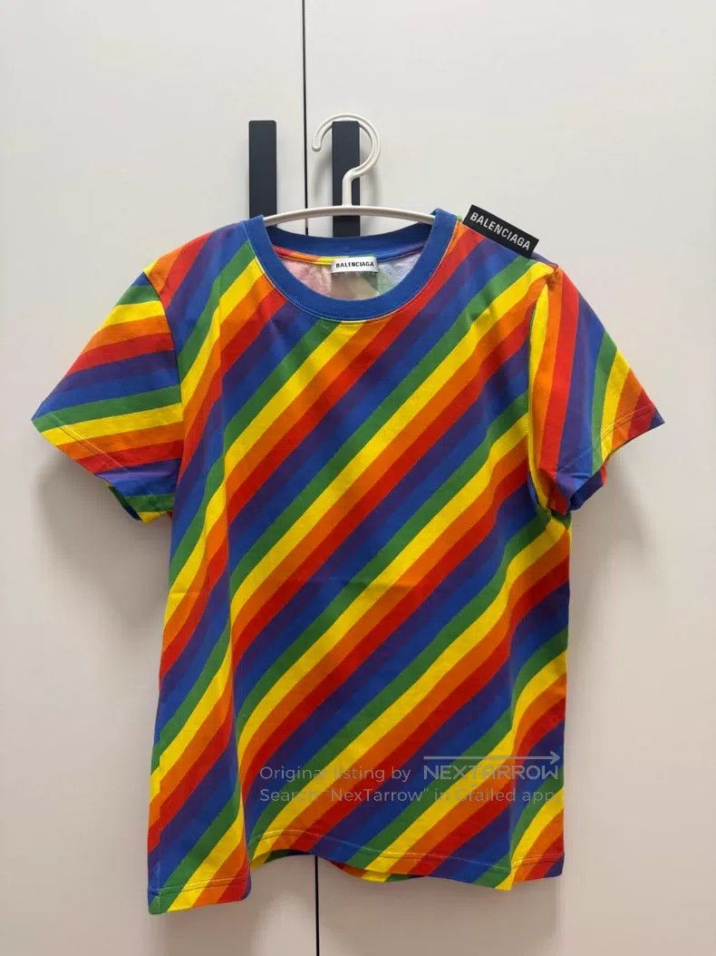 Balenciaga Balenciaga T-Shirt Women's M Size Size M / US 6-8 / IT 42-44 - 1 Thumbnail