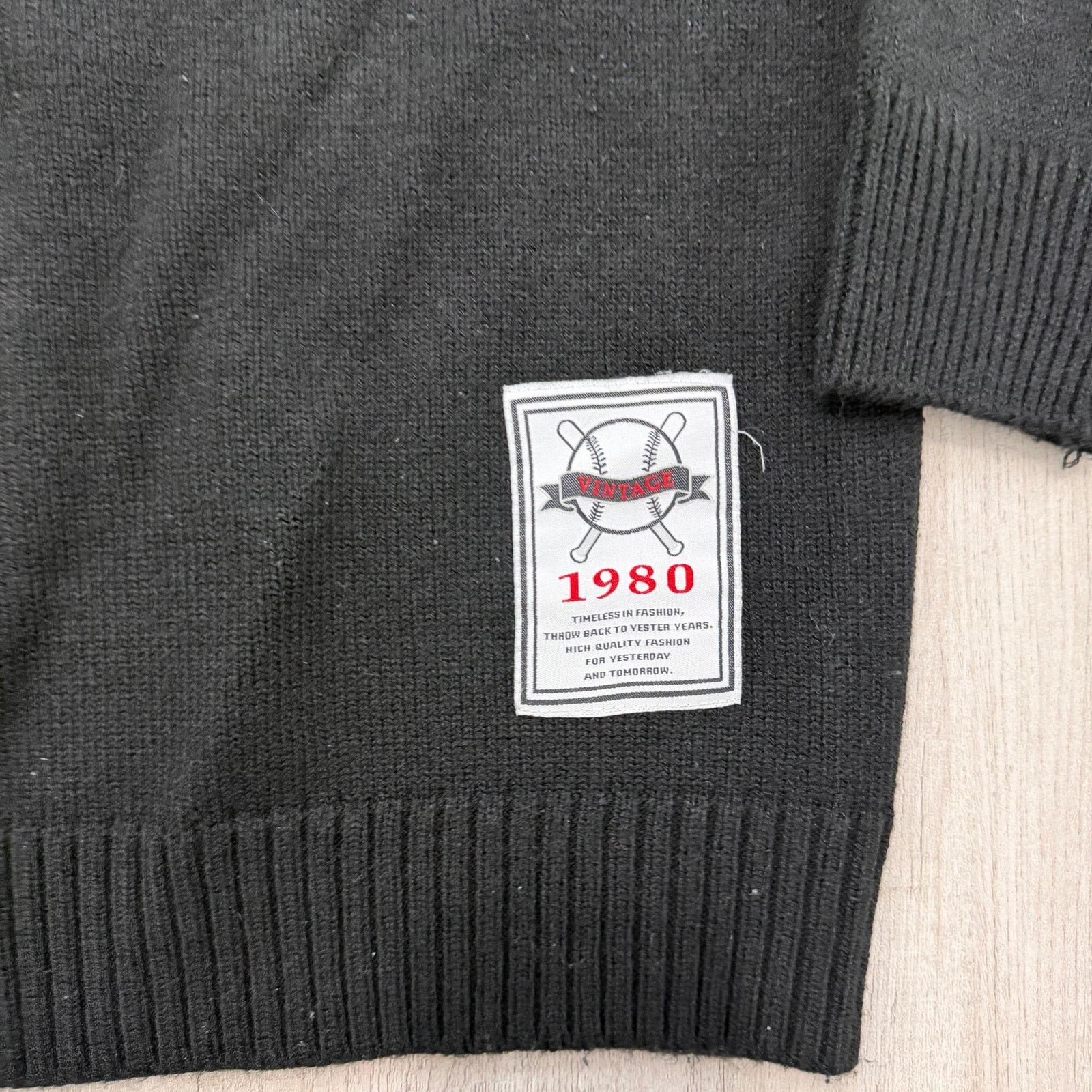 Vintage Vintage 212 NYC New York Sweater Men's XL Hip Hop yk2 Size US XL / EU 56 / 4 - 3 Thumbnail