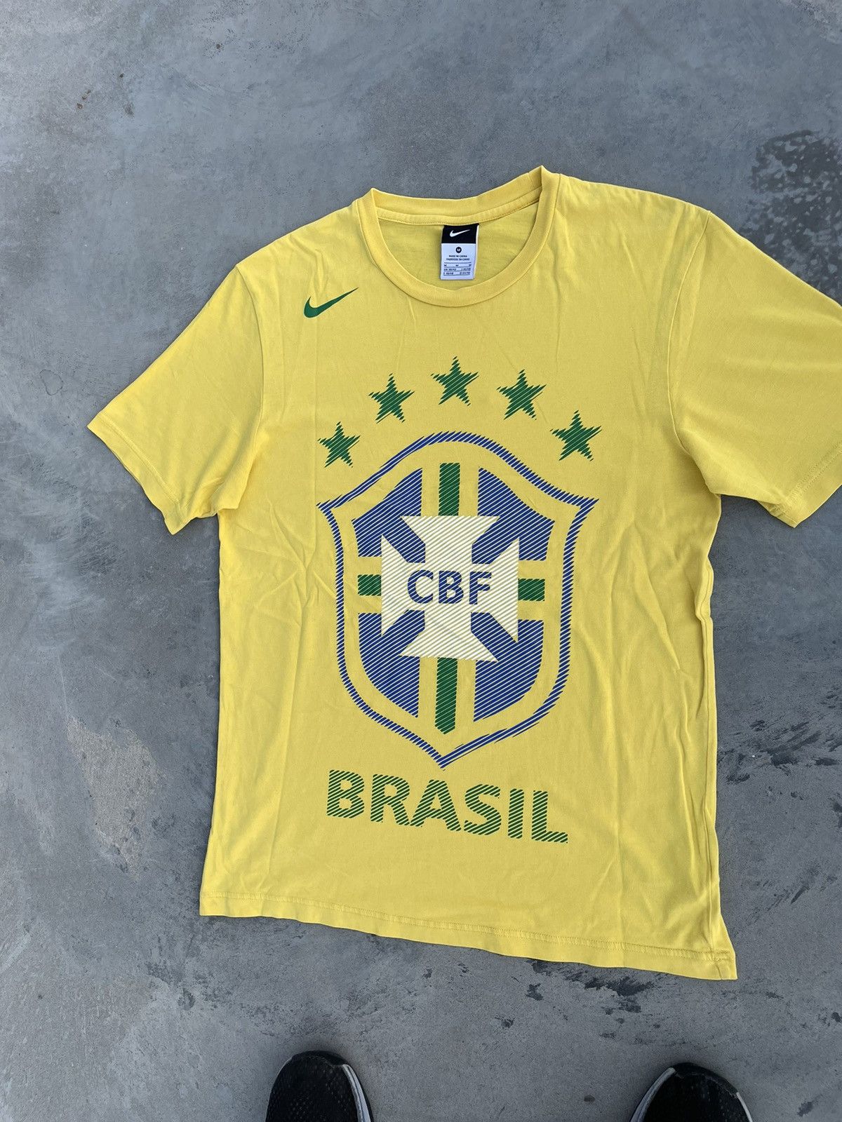 Nike Vintage 00s Nike Y2K Brazil T-Shirt Soccer Jersey Blokecore Size US M / EU 48-50 / 2 - 4 Thumbnail