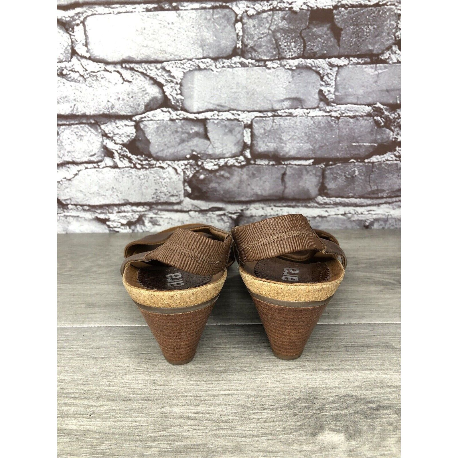 Other Ara Brown Leather Cross Strap Wooden Stacked Heel Sandals Wo Size US 8 / IT 38 - 4 Thumbnail