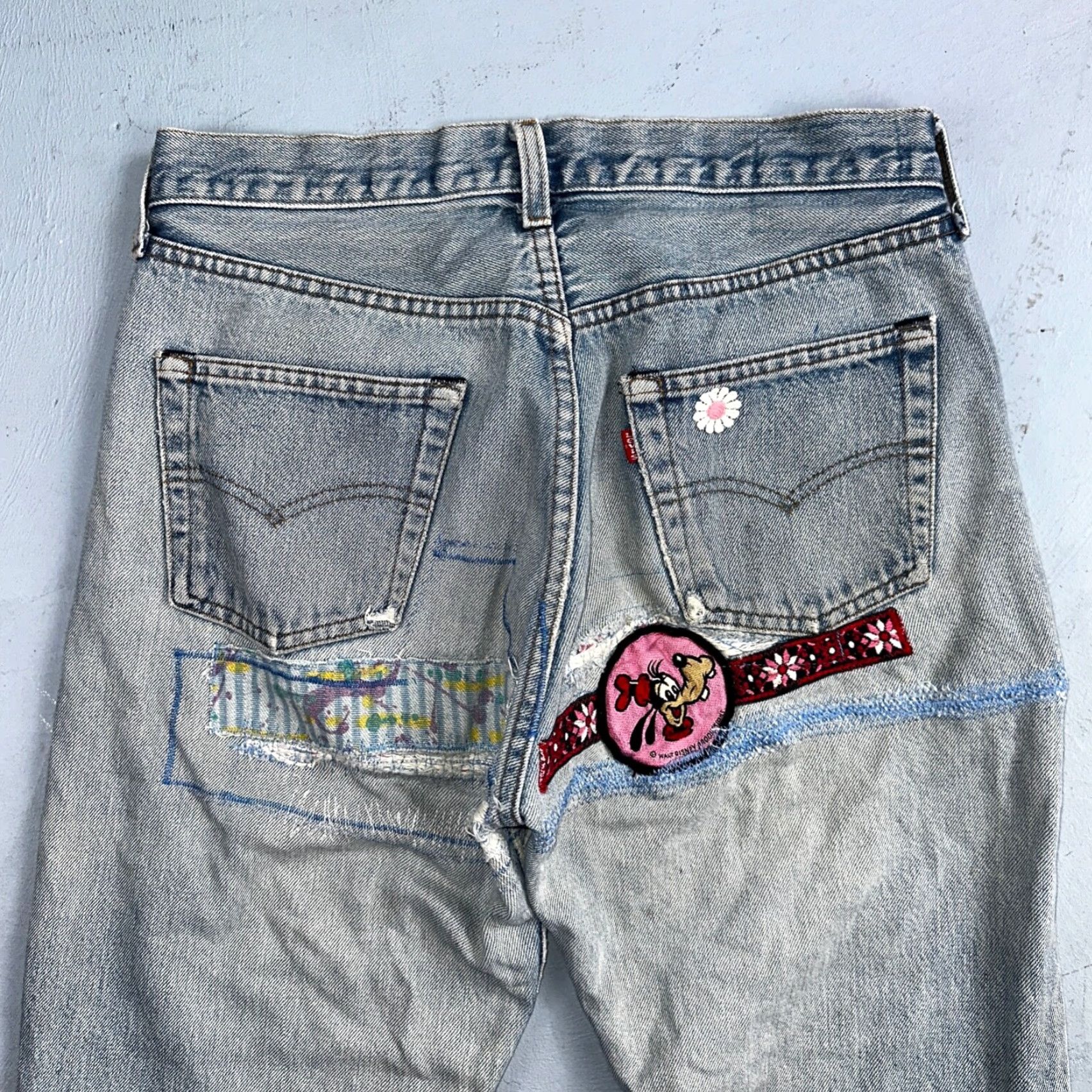 Levi's VINTAGE Levi's 501 Jeans - Light Wash Blue - USA XX 29x32 Slim Fit 80s 90s Distressed Cotton Denim Men Jeans Size US 29 - 2 Thumbnail