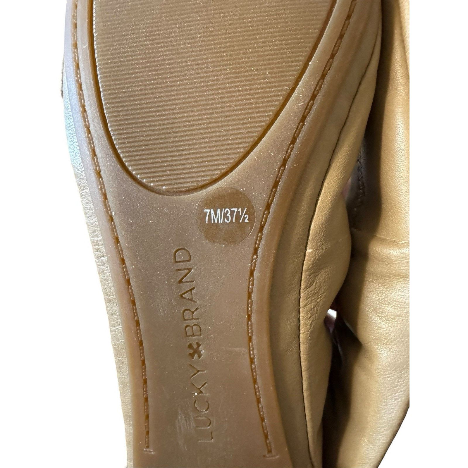 Lucky Brand Lucky Brand NEW Emmie Women's Beige Tan Leather Ballet Flats Size US 7 / IT 37 - 7 Thumbnail