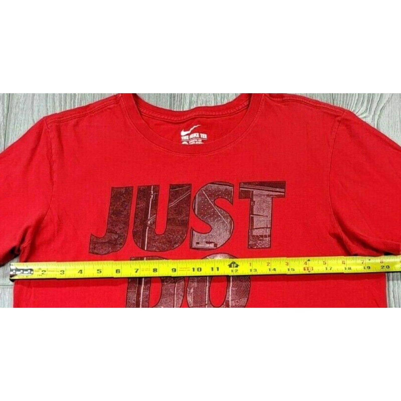 Nike Nike Tee Shirt Basketball Just Do It Logo Short Sleeve Mens M Black Red Athletic Shirt Size US M / EU 48-50 / 2 - 6 Thumbnail