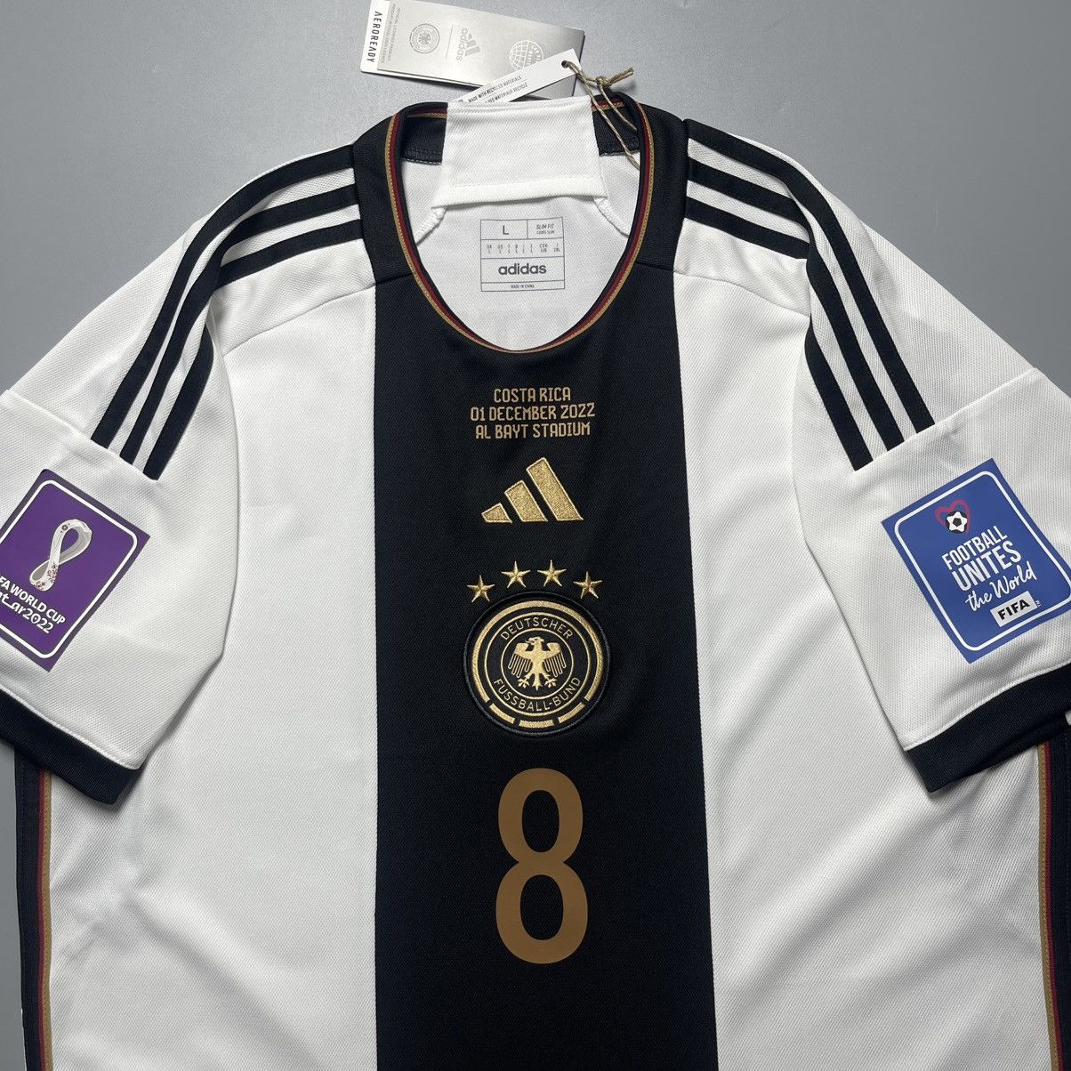 Adidas GERMANY ADIDAS 2022 WORLD CUP SOCCER HOME JERSEY #8 GORETZKA Size US L / EU 52-54 / 3 - 4 Thumbnail