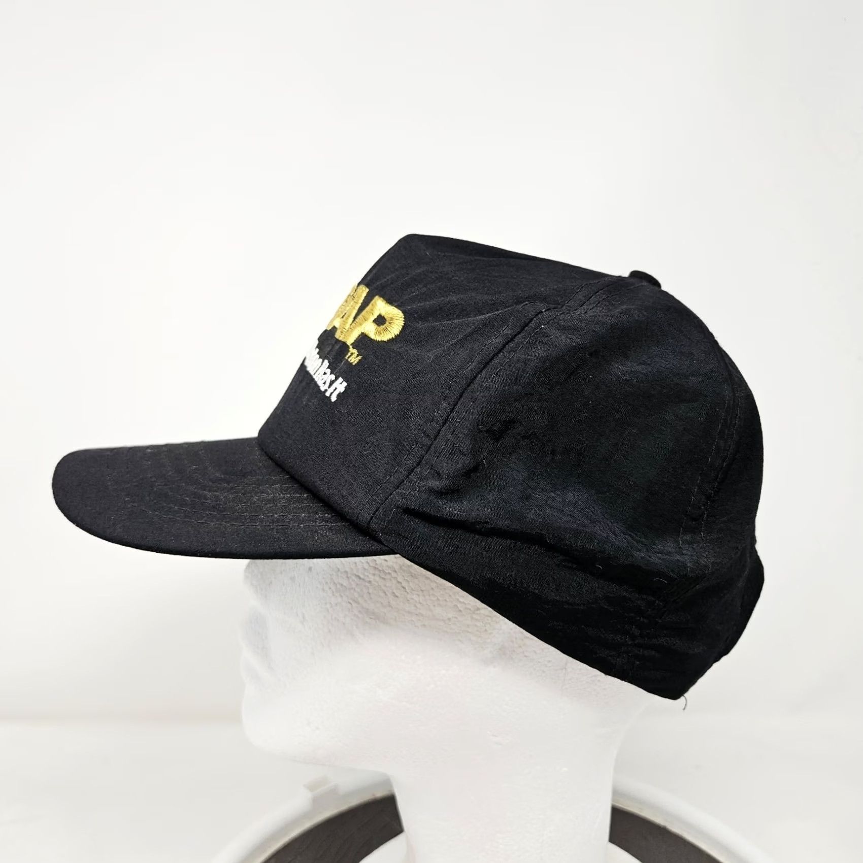 Vintage VINTAGE Winston Cigarette The Wrap "Only Winston Has It" 80s 90s Snapback Hat Men's Adjustable Black Nylon Snapback Hat Mens 90s Hat Size ONE SIZE - 5 Thumbnail