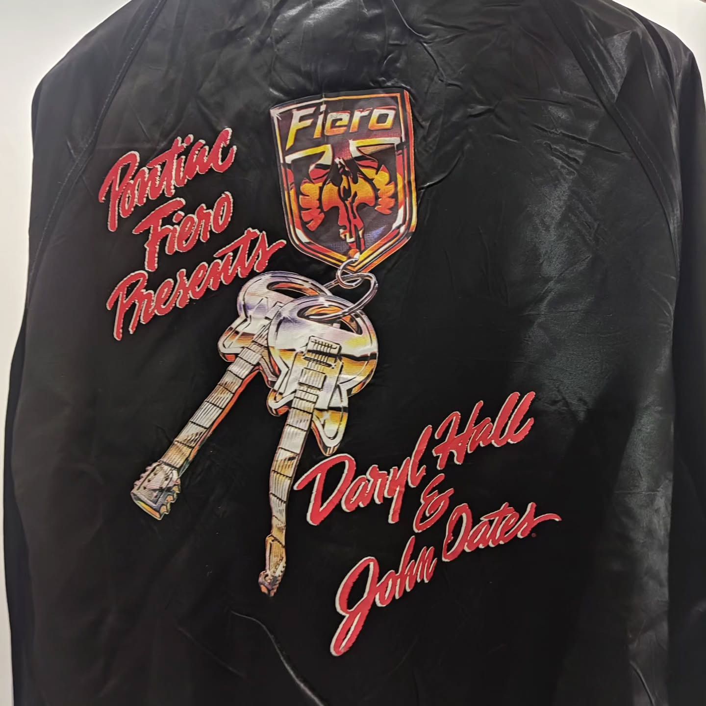 Other Vintage Pontiac Fiero Big Bam Boom Tour Jacket Hall Oates Size US L / EU 52-54 / 3 - 4 Thumbnail