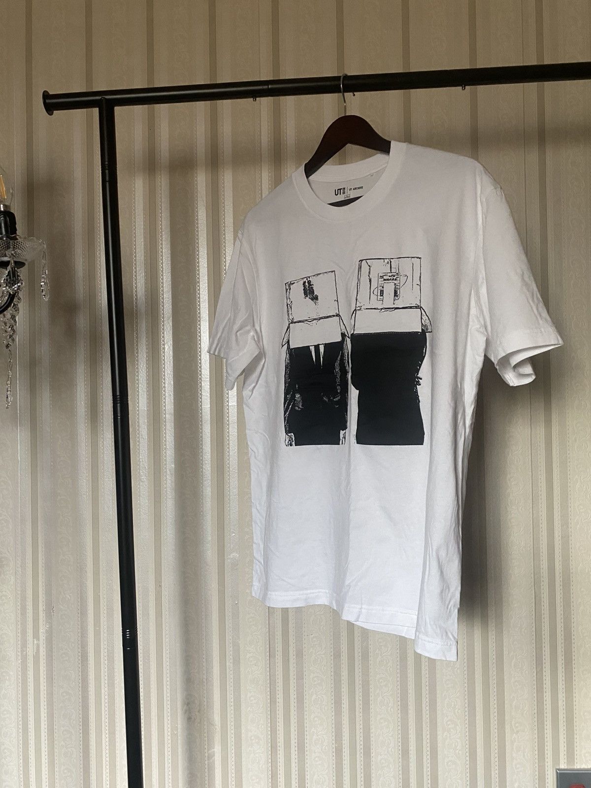 Uniqlo Uniqlo x Metal Gear Solid tee Size US L / EU 52-54 / 3 - 1 Thumbnail