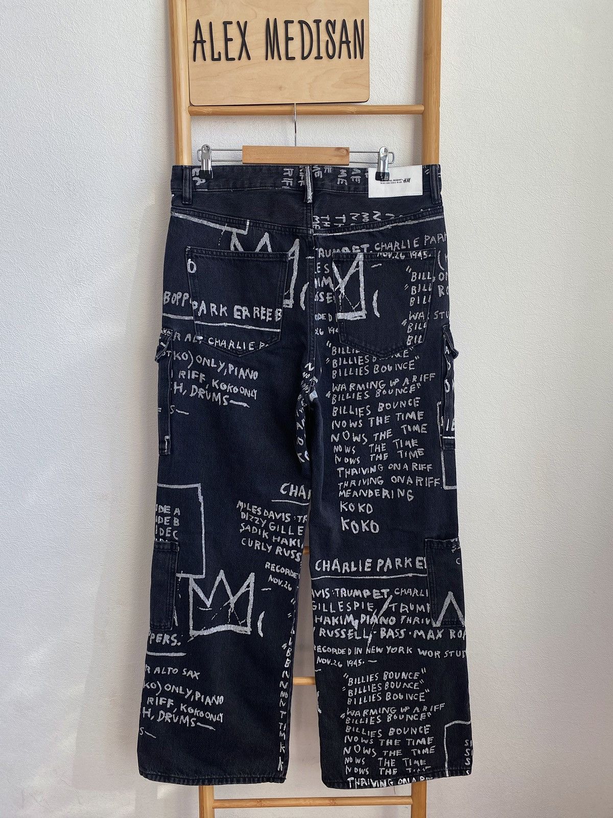 H&M × Jean-Michel Basquiat × Who Decides War Who Decides War Baggy denim jeans H&M x Basquiat x Ev&Tela Size US 33 - 14 Thumbnail