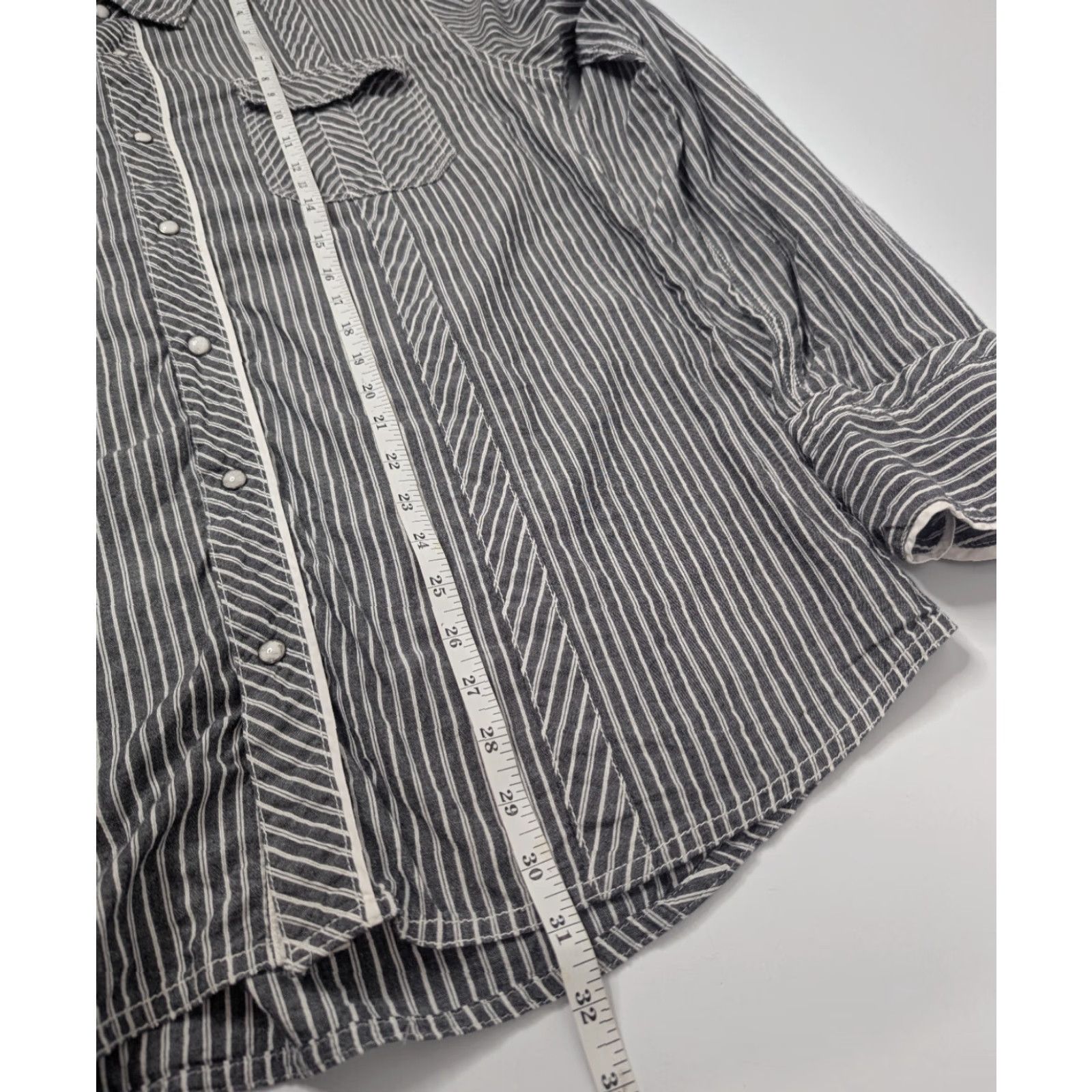 BKE BKE Gray White Stripe Slim Fit Pearl Snap Western Long Sleeve Shirt Size 2XL Men Size US XXL / EU 58 / 5 - 5 Thumbnail