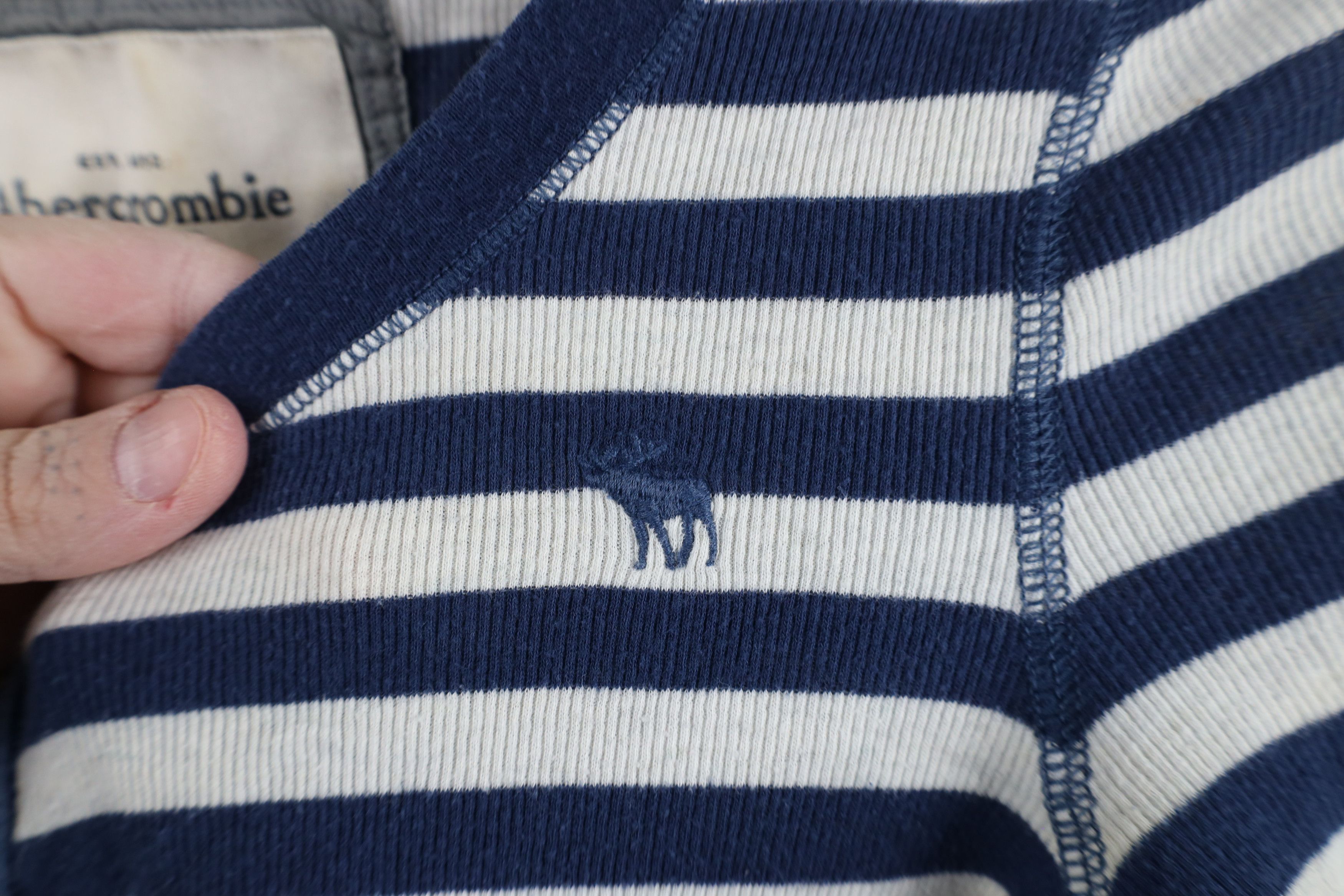 Abercrombie & Fitch × Vintage Vintage 90s Y2K Abercrombie & Fitch Knit Henley T-Shirt Size M / US 6-8 / IT 42-44 - 4 Thumbnail