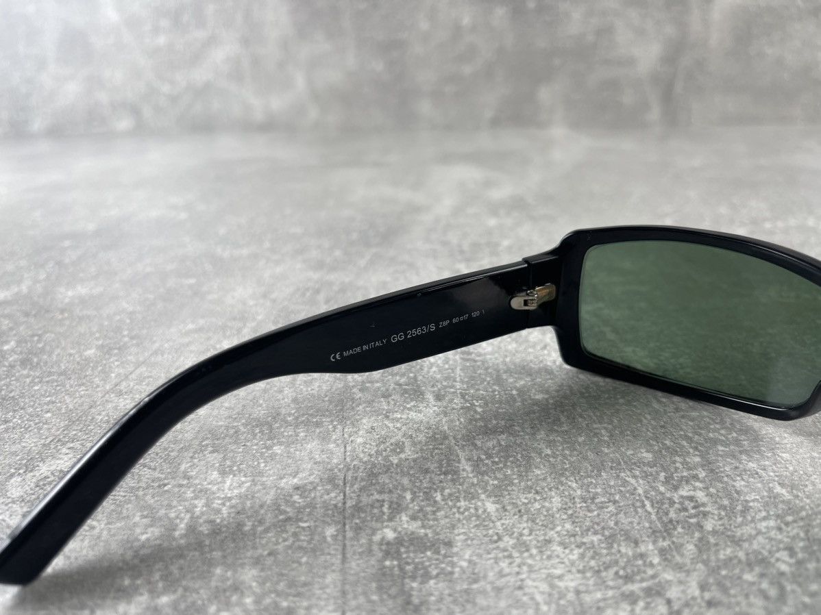 Gucci Gucci GG Black Rectangular Sunglasses Green Lens Italy Size ONE SIZE - 7 Thumbnail