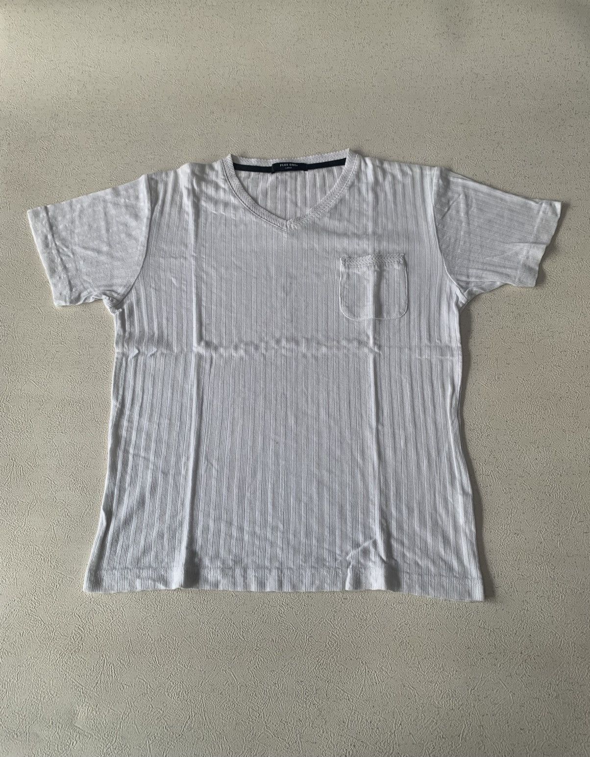 Japanese Brand 2000s japanese archive plus one tee Size US L / EU 52-54 / 3 - 1 Thumbnail