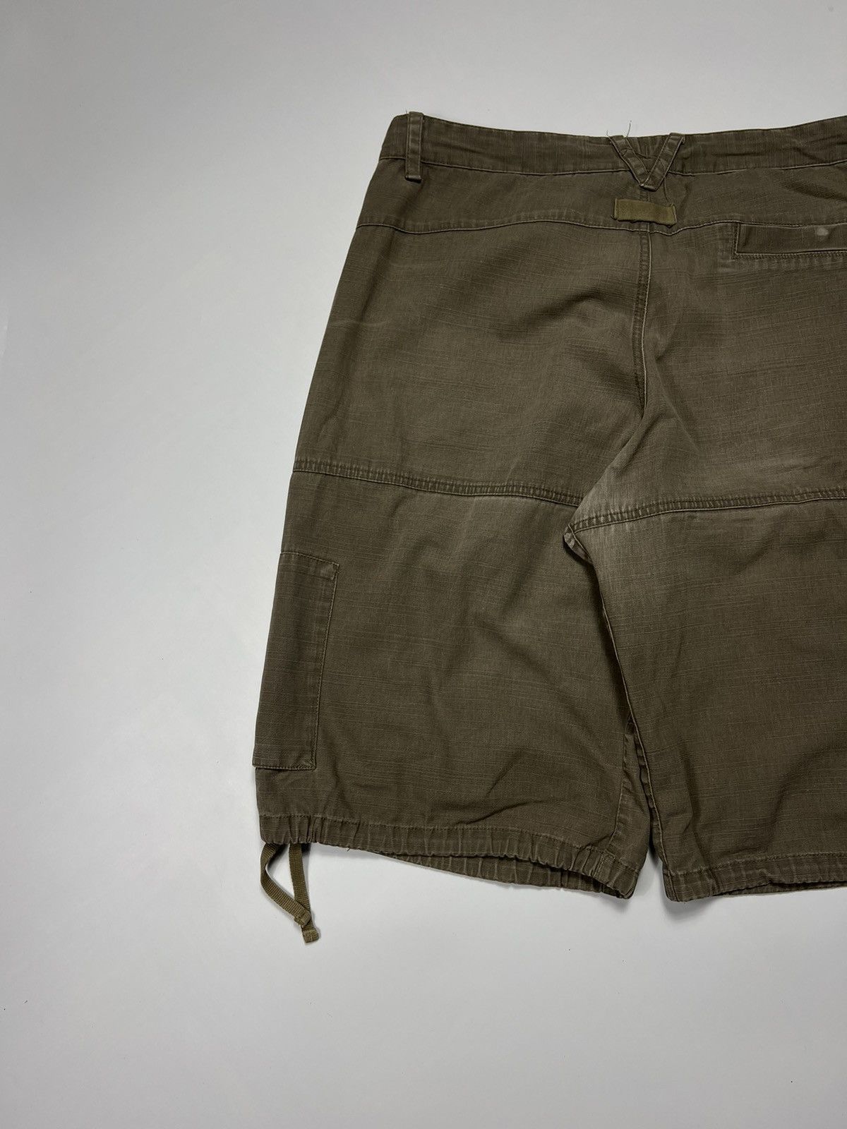 Nike Vintage Nike Corduroy Millitary Style Short Y2K Size US 36 / EU 52 - 11 Thumbnail