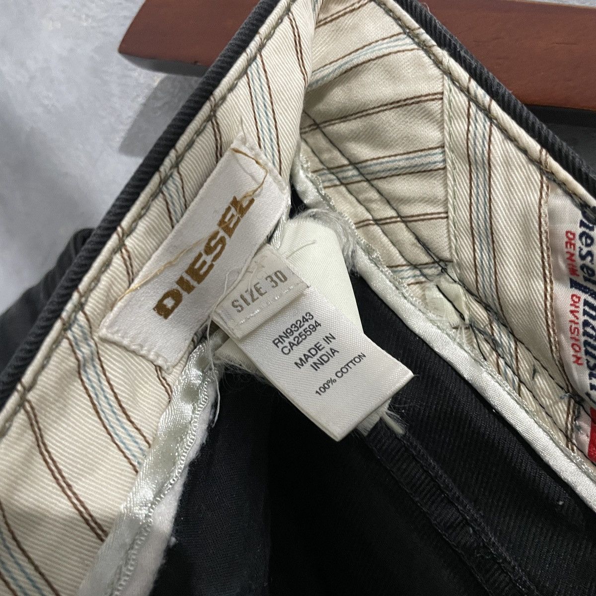 Diesel 2000s Men’s Jeans Black Diesel Cargo Staight Fit Size US 30 / EU 46 - 2 Thumbnail