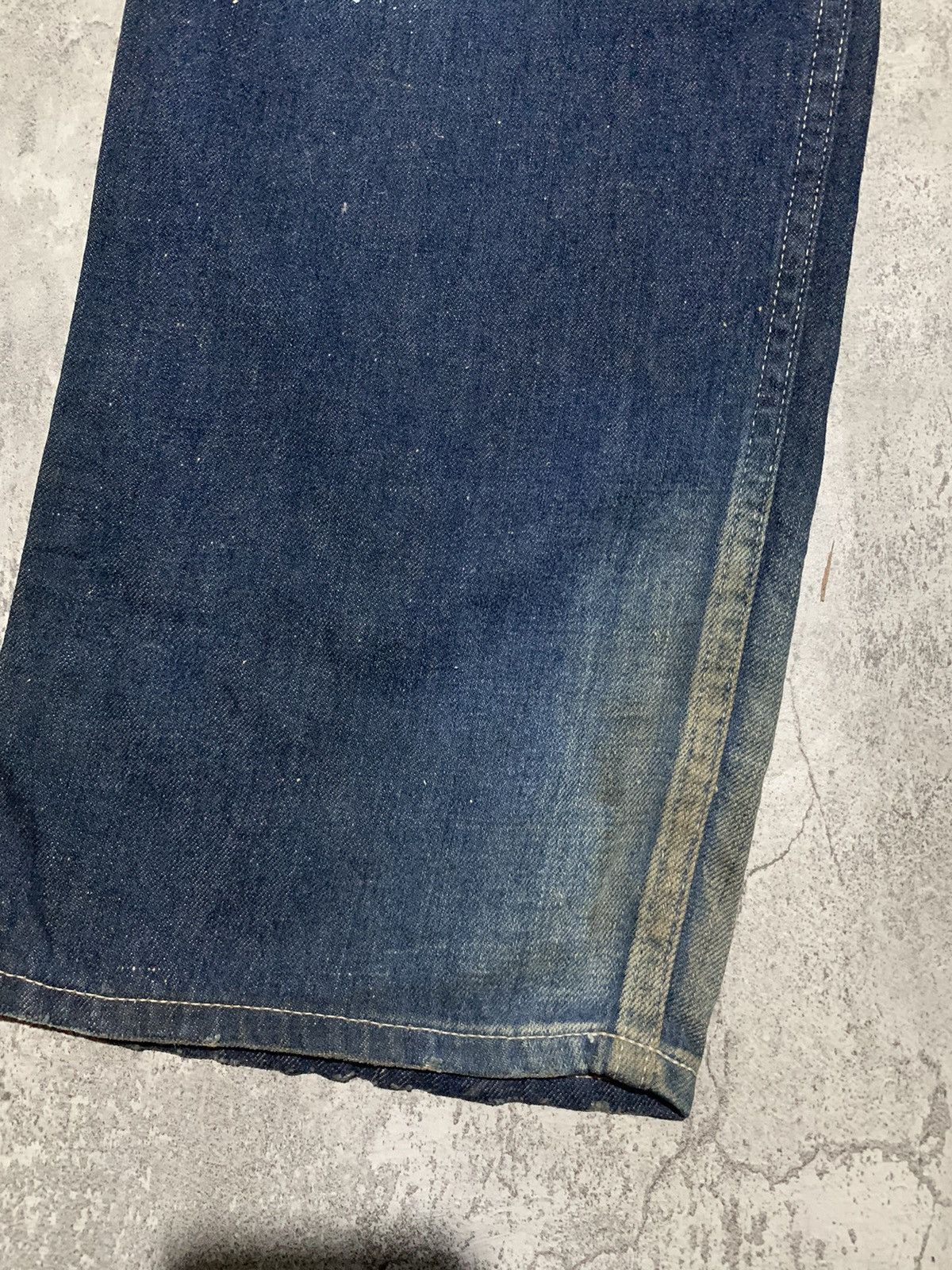 Le Grande Bleu (L.G.B.) Vintage Duffers fatigue buckleback splatter wide leg denim Size US 34 / EU 50 - 11 Thumbnail
