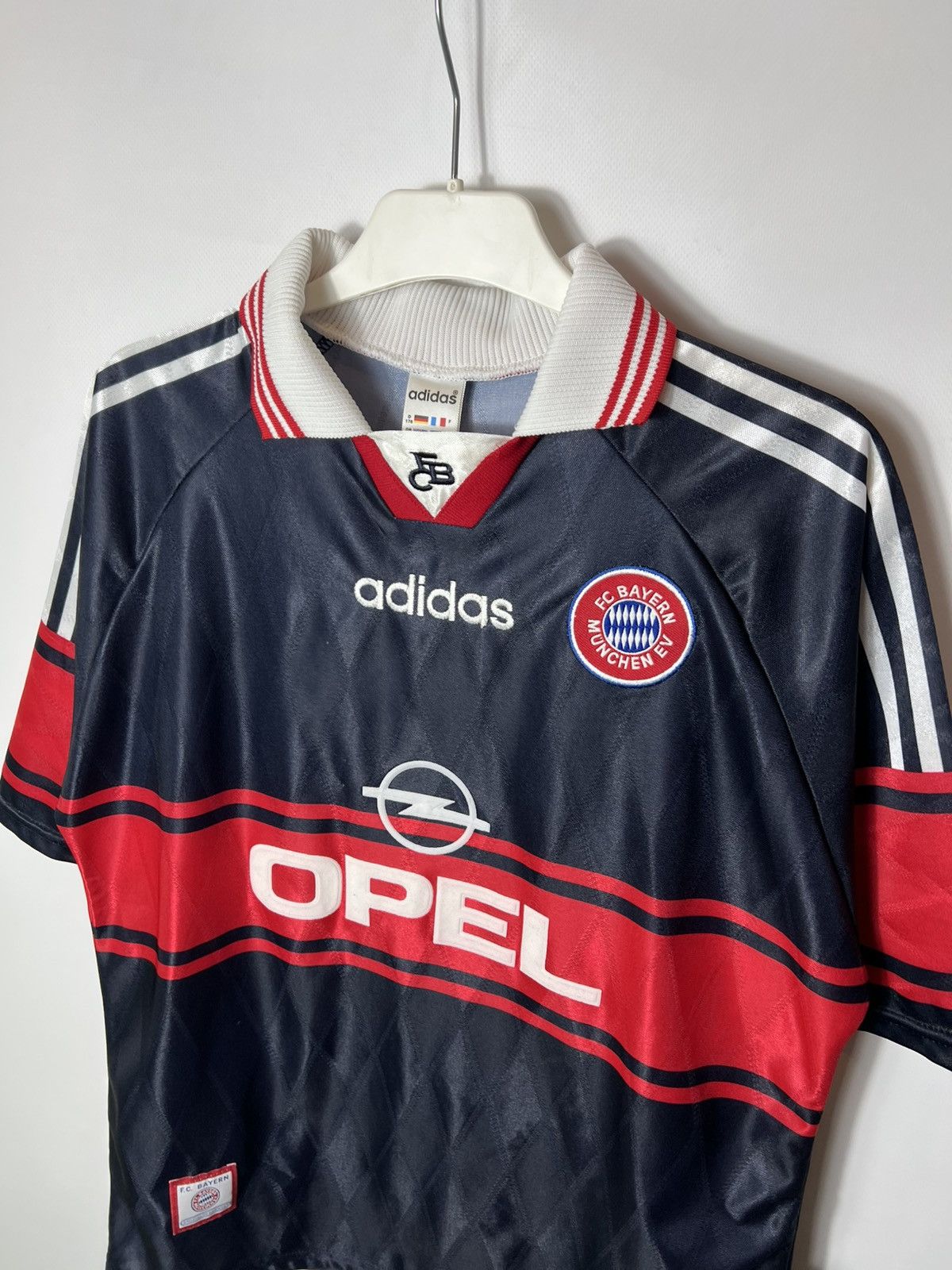 Adidas Vintage 97/98 Adidas Bayern Munich Soccer Jersey Sz Boys XL Size US S / EU 44-46 / 1 - 2 Thumbnail