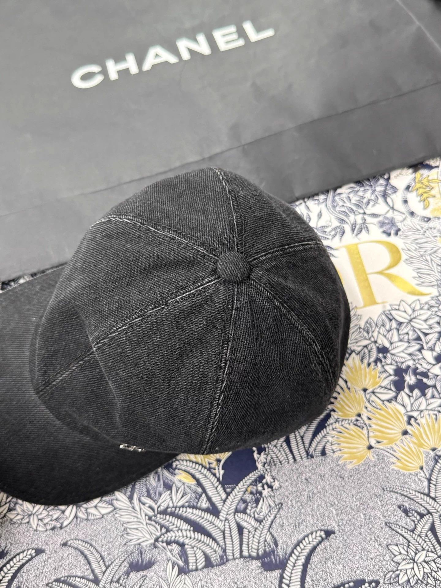 Chanel Chanel Washed Denim Unisex Adjustable 55-60 Baseball Cap Size ONE SIZE - 4 Thumbnail