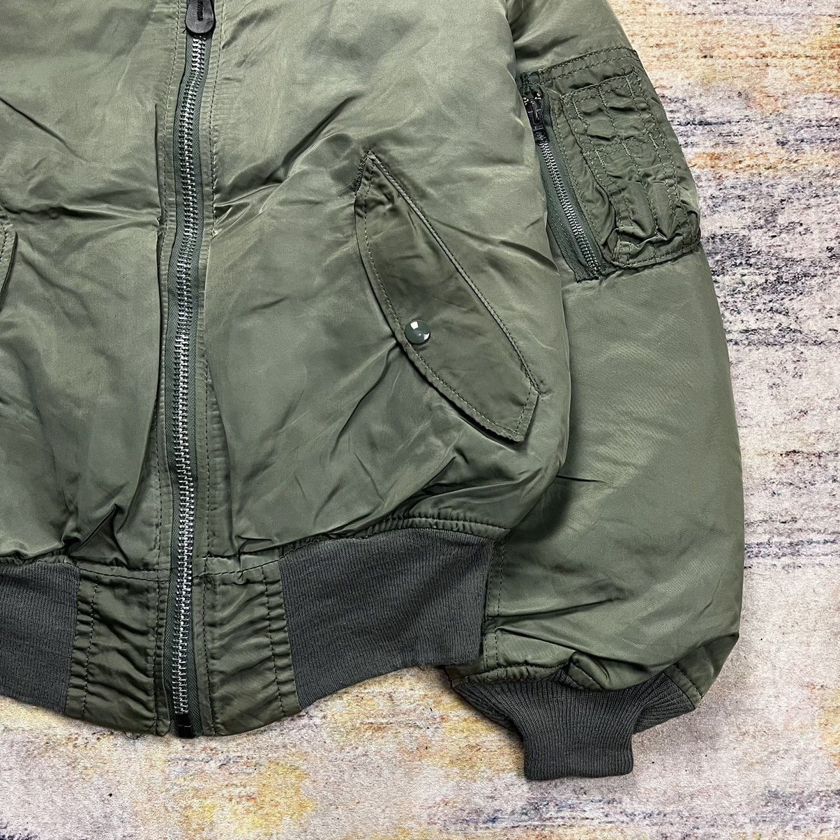 Alpha Industries Vintage Alpha Industries Ma-1 bomber jacket Size US S / EU 44-46 / 1 - 4 Thumbnail