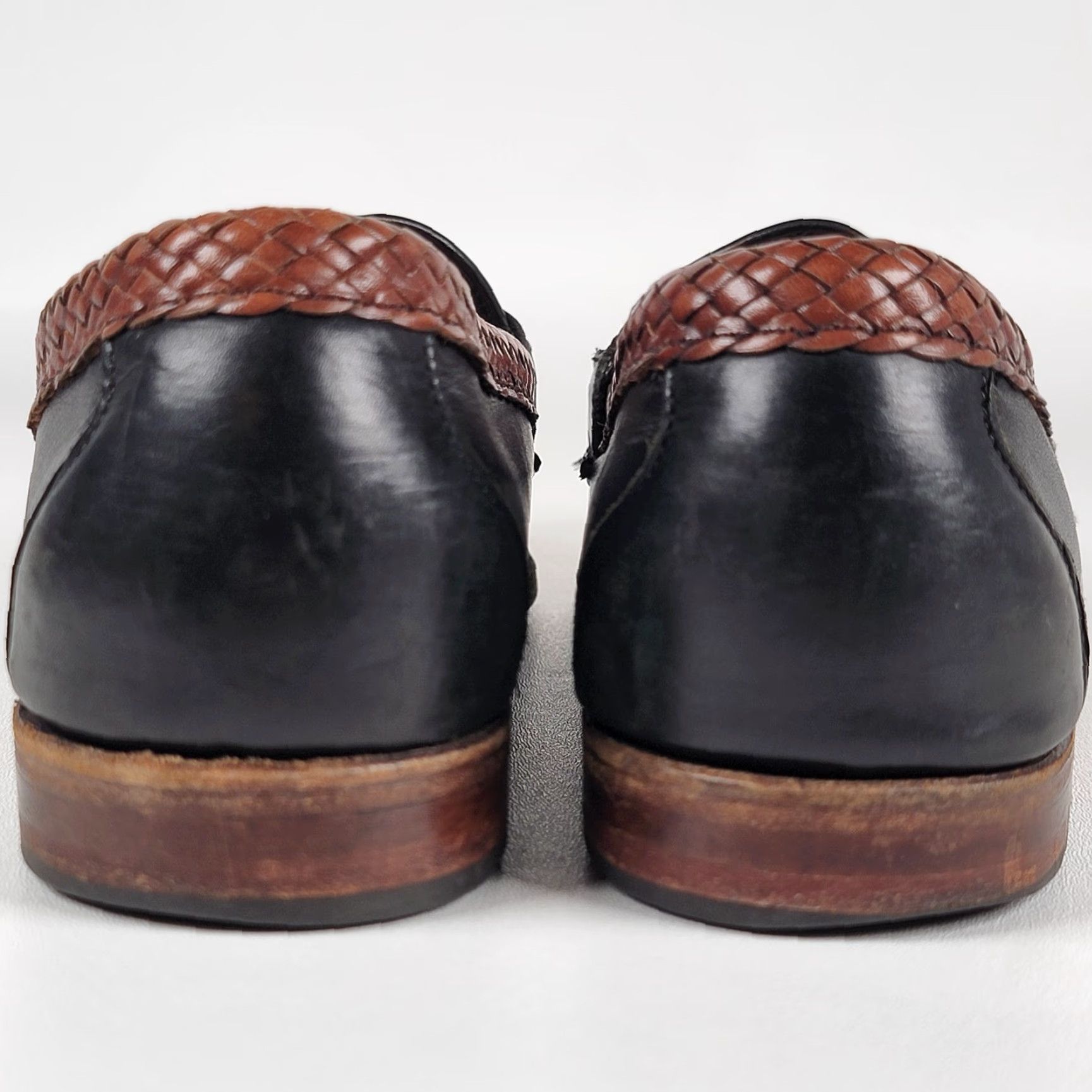 Allen Edmonds Allen Edmonds Newcomb Loafers Black Brown Woven Trim 11 D USA Made Size US 11 / EU 44 - 6 Thumbnail