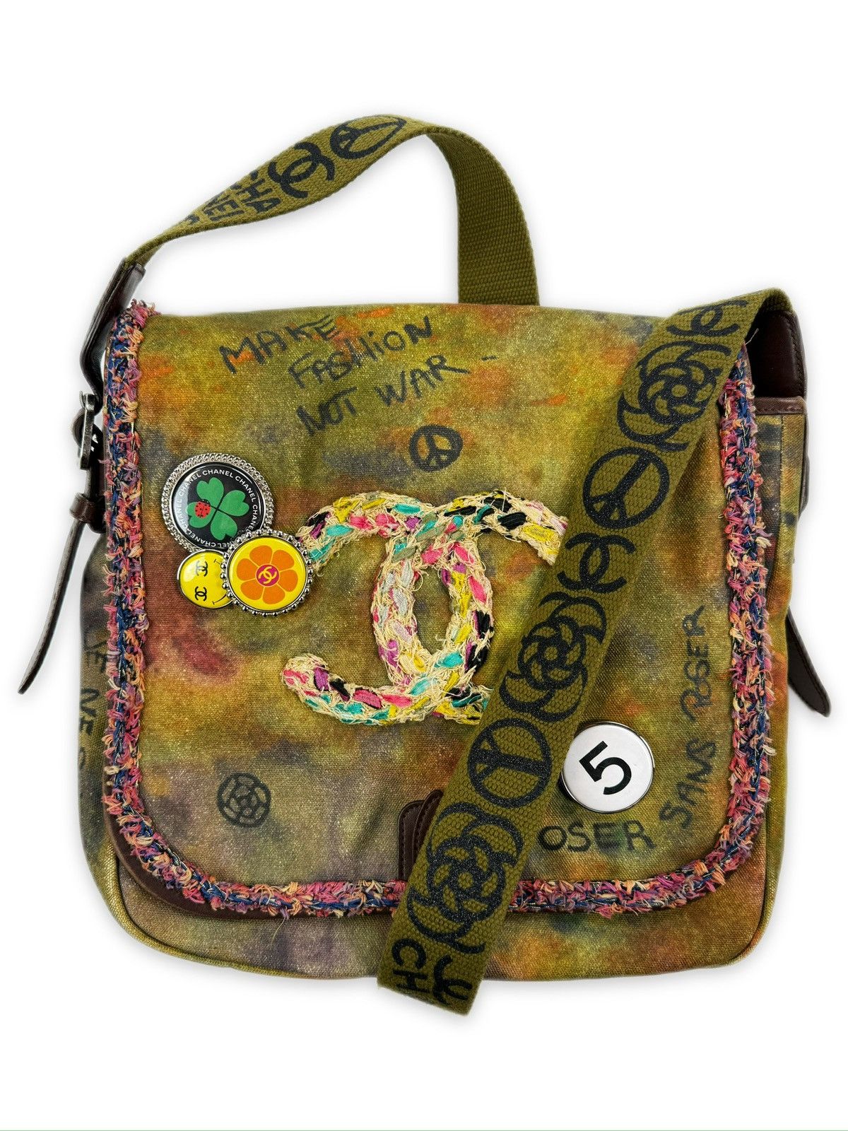 Chanel SS15 Chanel Graffiti ‘On The Pavements’ Canvas Crossbody Flap Messenger Bag Size ONE SIZE - 1 Thumbnail