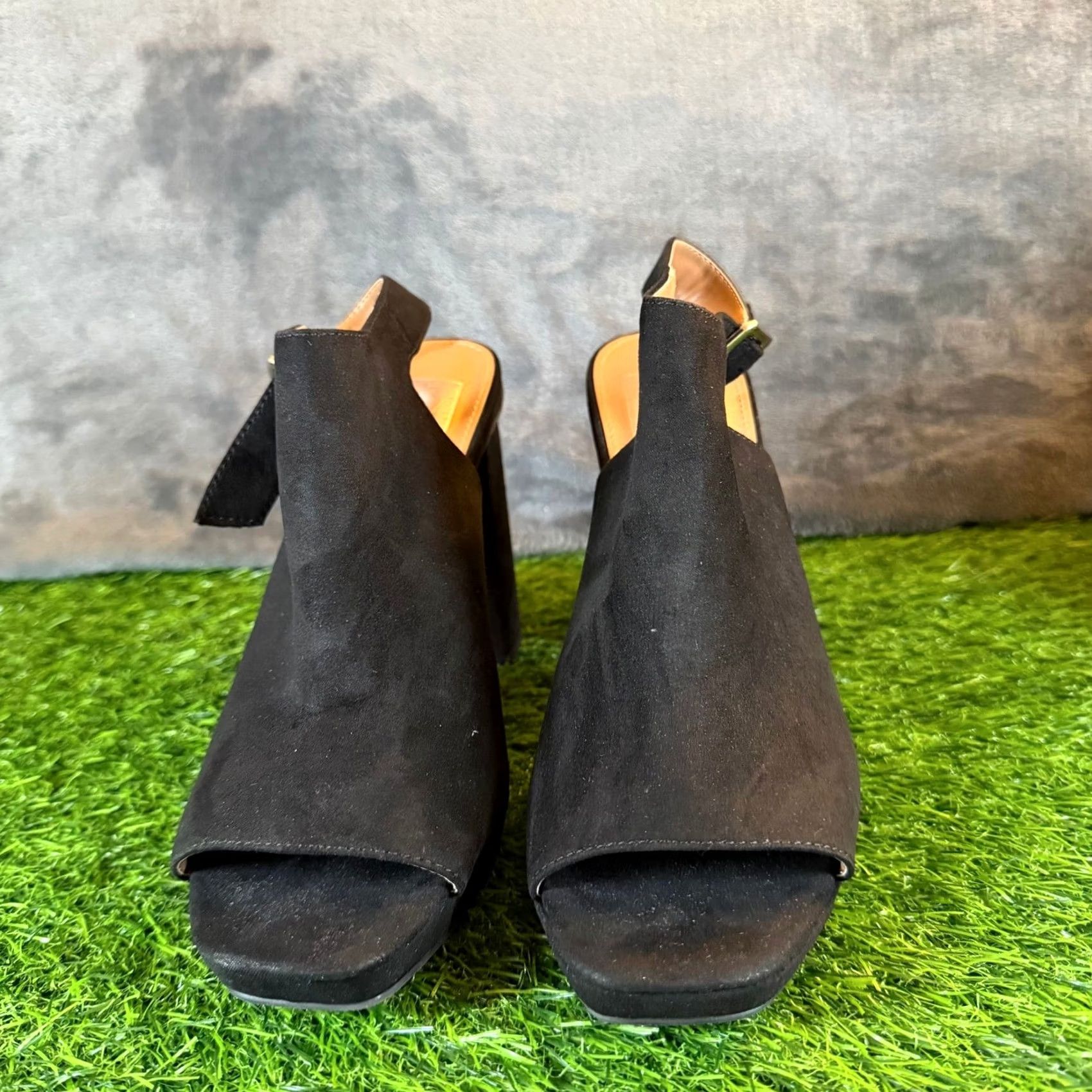Vintage DV by Dolce Vita Powder Black Faux Suede Platform Slingback Sandals Womens 7.5 Block Heel 4.5" Buckle Wide Strap Women Party/Cocktail Shoes Size US 8 / IT 38 - 3 Thumbnail