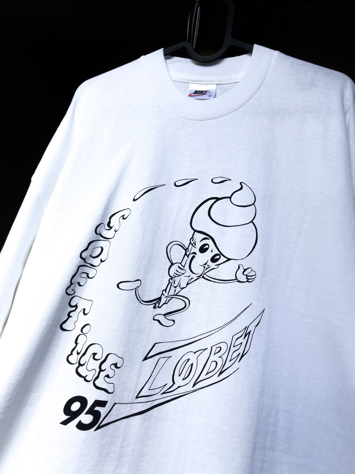 Nike Nike Ice Cream Soft Ice 95 Graphic T-Shirt Size US XL / EU 56 / 4 - 1 Thumbnail