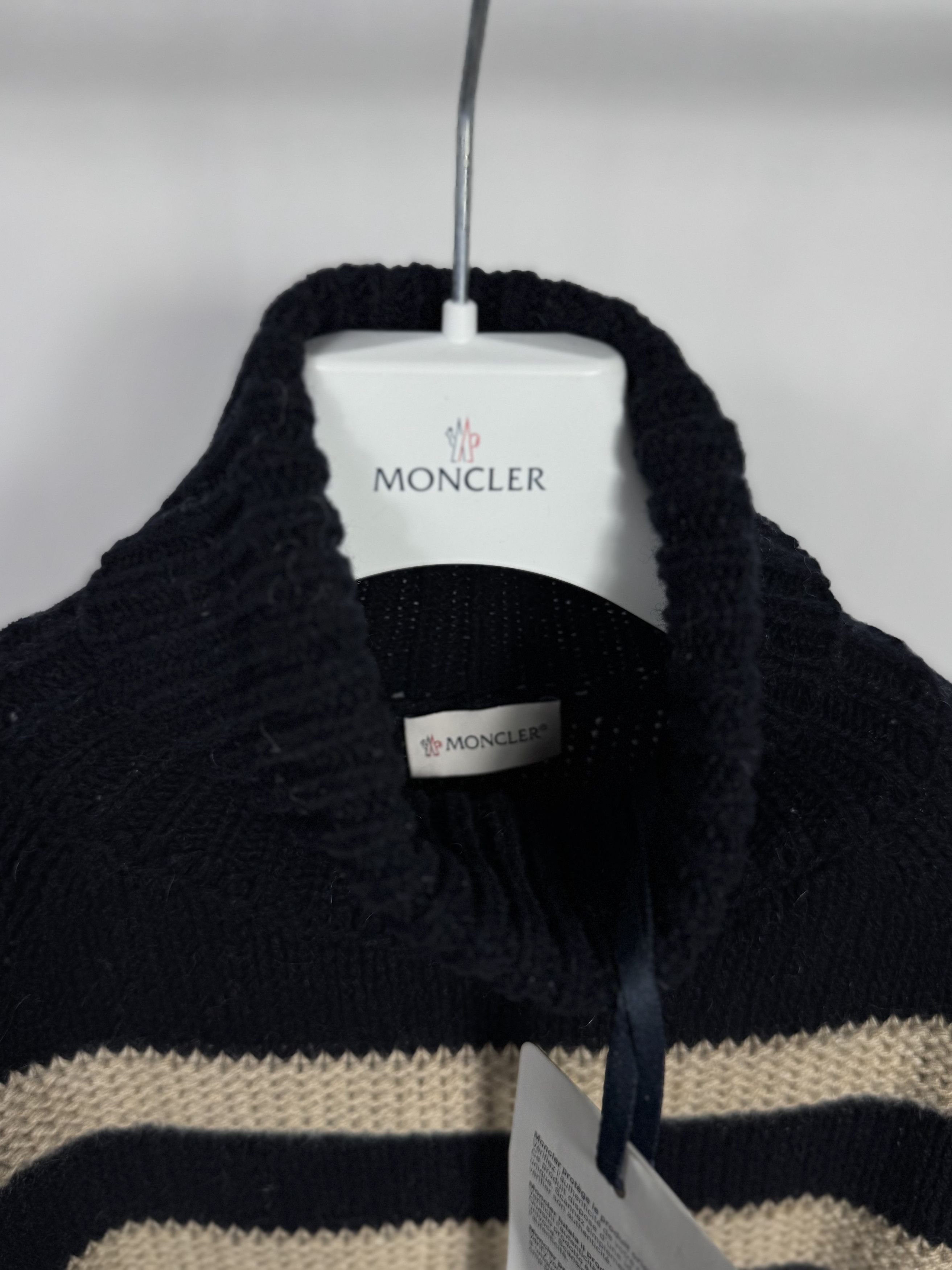 Moncler Moncler Wool Sweater Size L / US 10 / IT 46 - 4 Thumbnail