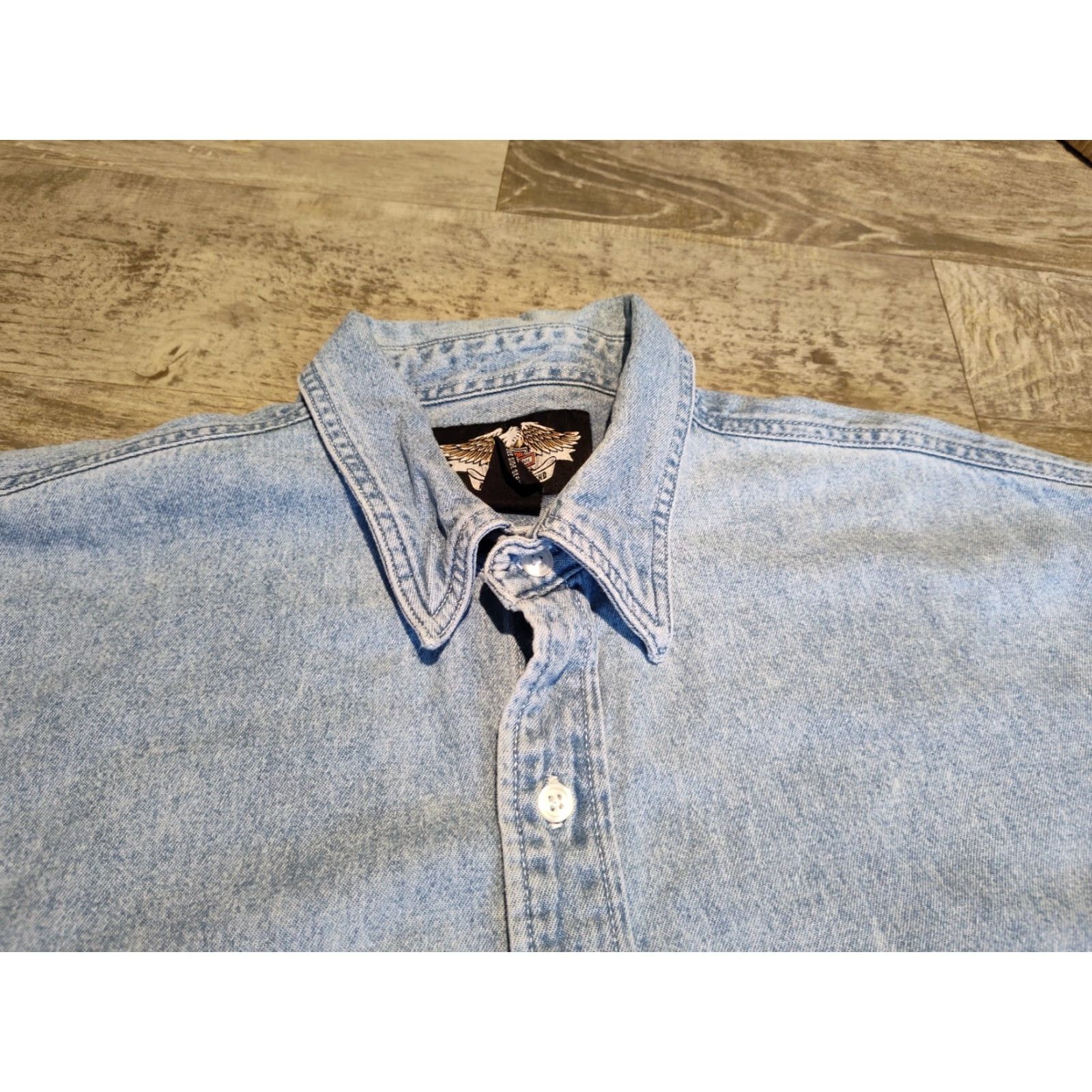 Harley Davidson VINTAGE Harley-Davidson Shirt Mens XL Denim Embroidered Blue 90s Casual Rock Motorcycles Breakthrough Favorite Mens XL Blue Denim Shirt Size US XL / EU 56 / 4 - 5 Thumbnail