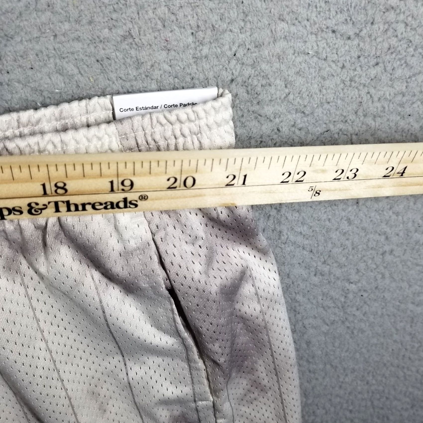 Nike Nike Shorts Women's 2XL Heritage Diamond Standard Fit New DM5262 Beige 100% Polyester Drawstring Elastic Waist Athletic Sports Shoes? Size 40" / US 18 - 4 Thumbnail