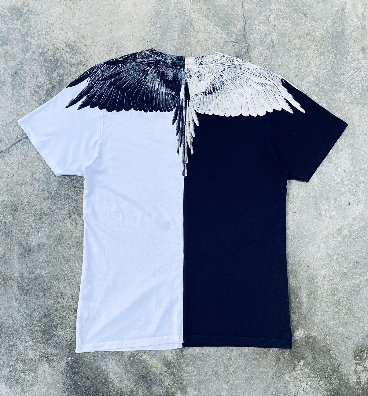 Marcelo Burlon Marcelo Burlon Wings Tees Size US L / EU 52-54 / 3 - 2 Thumbnail