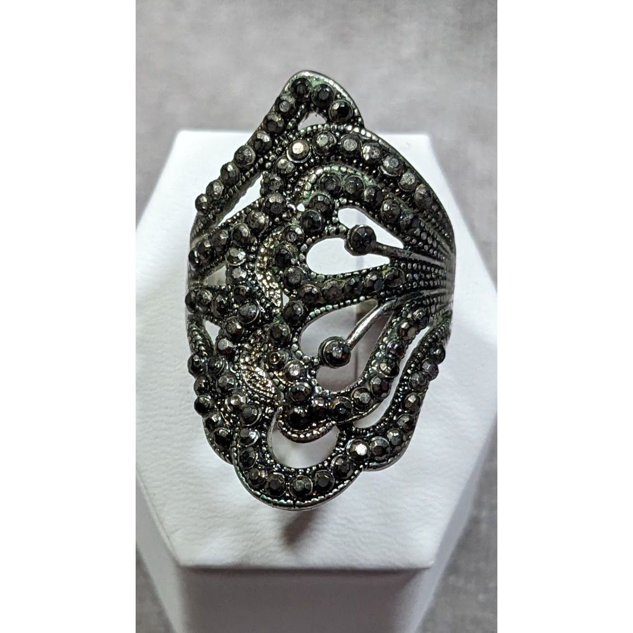 Other Gothic Whimsical Art Nouveau Silver Tone Ring Size 9 Size ONE SIZE - 1 Thumbnail