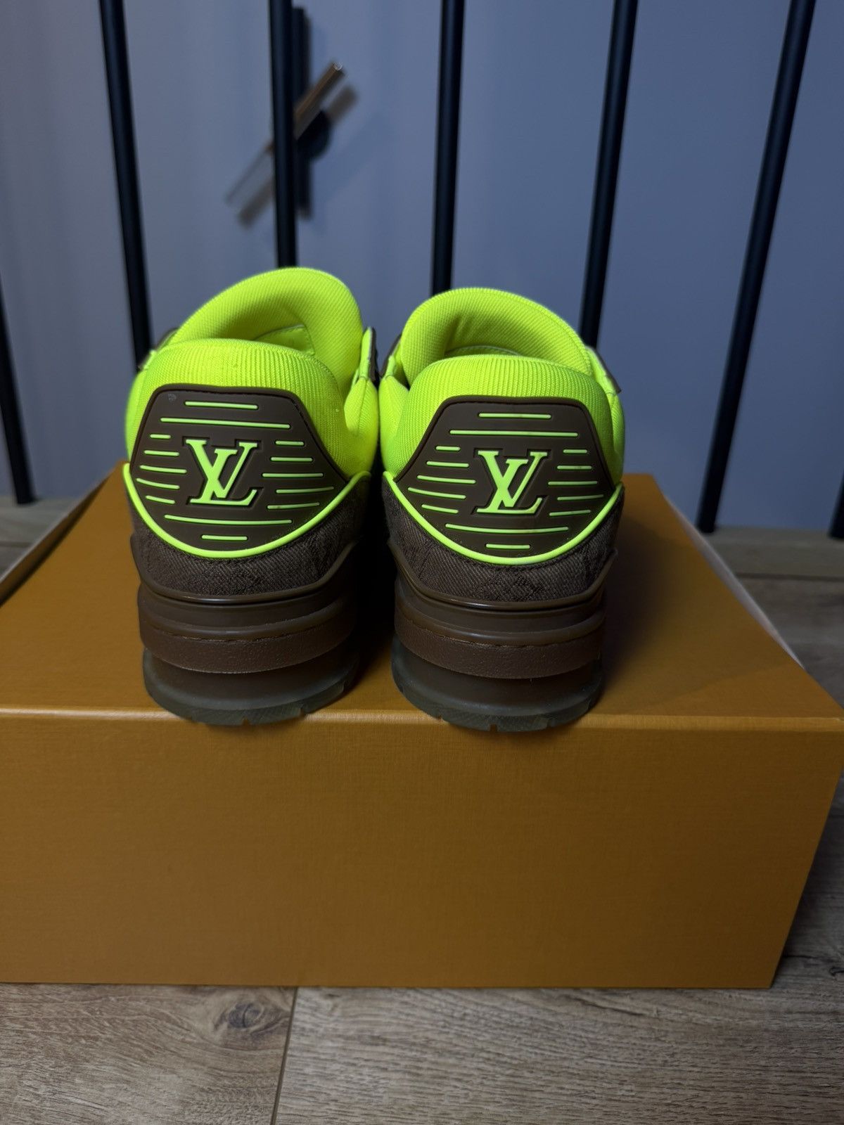 Louis Vuitton Louis Vuitton Trainers Size US 11 / EU 44 - 4 Thumbnail