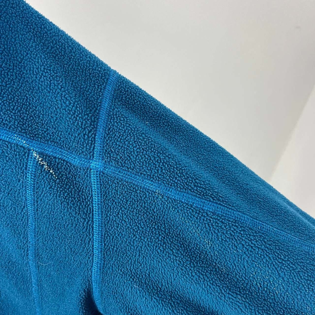 Vintage Vintage Y2K Haglofs Mini Logo Zip Up Hoodie Streetwear 90s Size US L / EU 52-54 / 3 - 6 Thumbnail